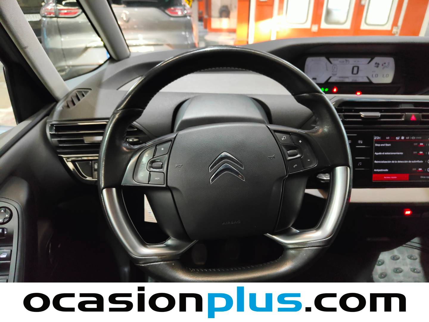 Citroën Grand C4 Picasso Citroën Grand C4 Picasso PureTech 130 6v S&S Live (130 CV) 7 PLAZAS de segunda mano