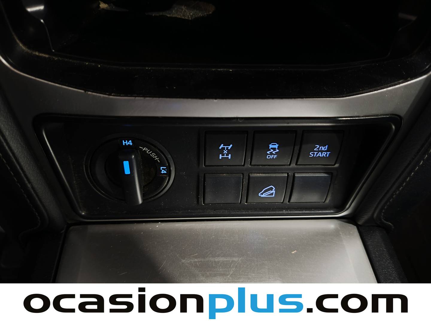 Equipamiento del Toyota Land Cruiser Toyota Land Cruiser 2.8 D-4D VXL Aut. (177 CV) 7 Plazas