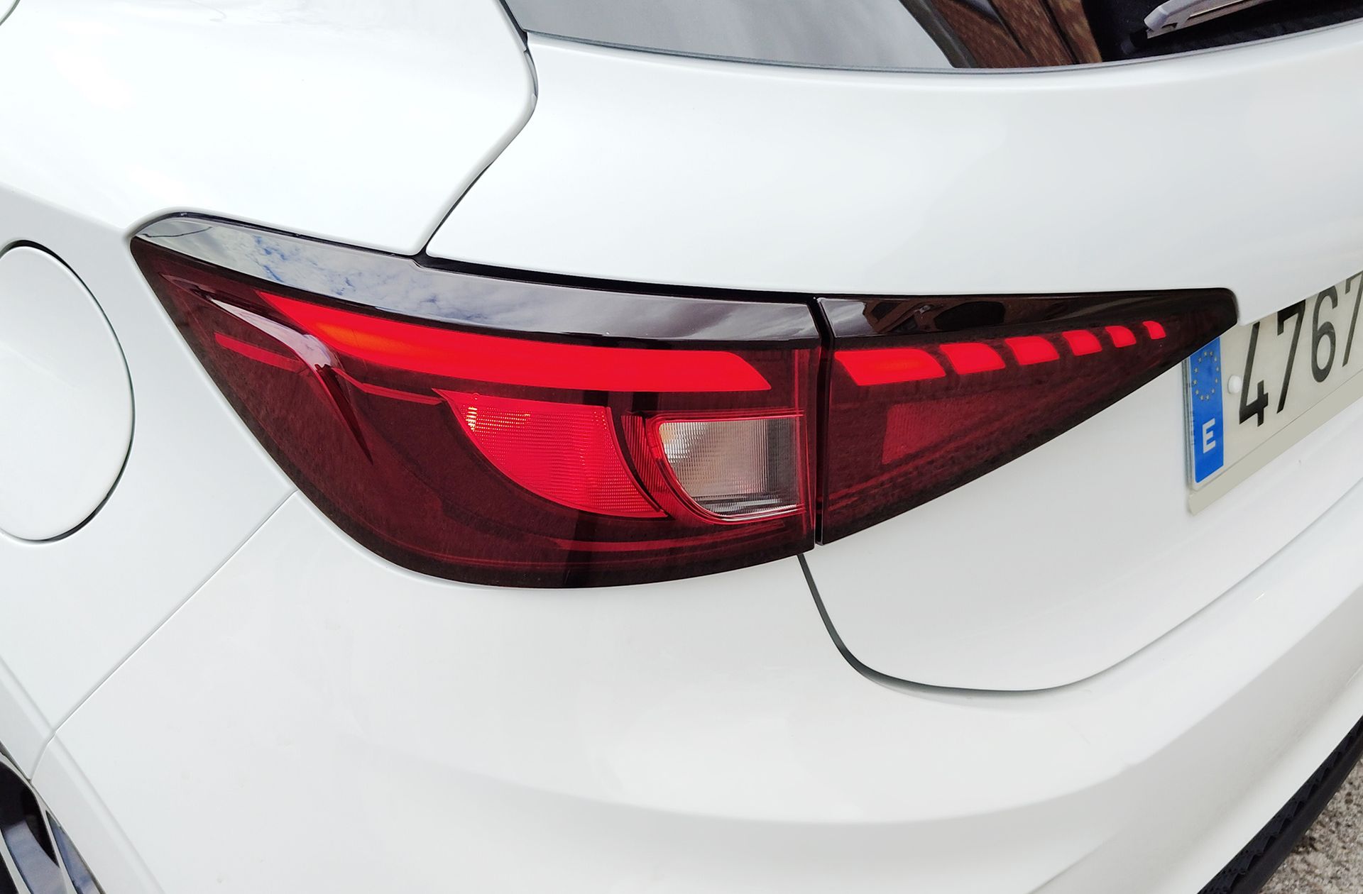 MG MG3 Hybrid+ Luxury - foto 22