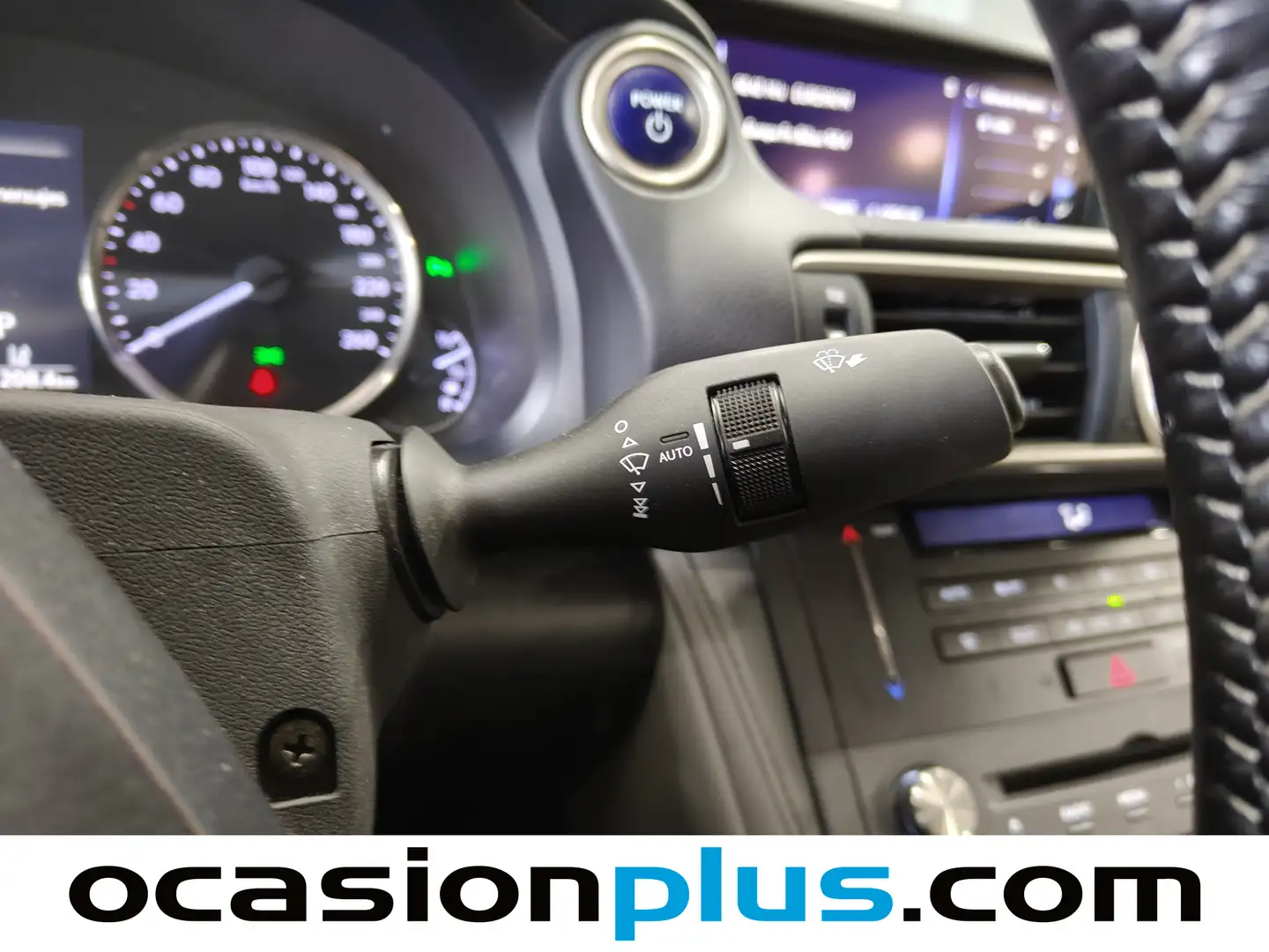 Foto Lexus RC Lexus RC 300h Executive Navigation (223 CV)