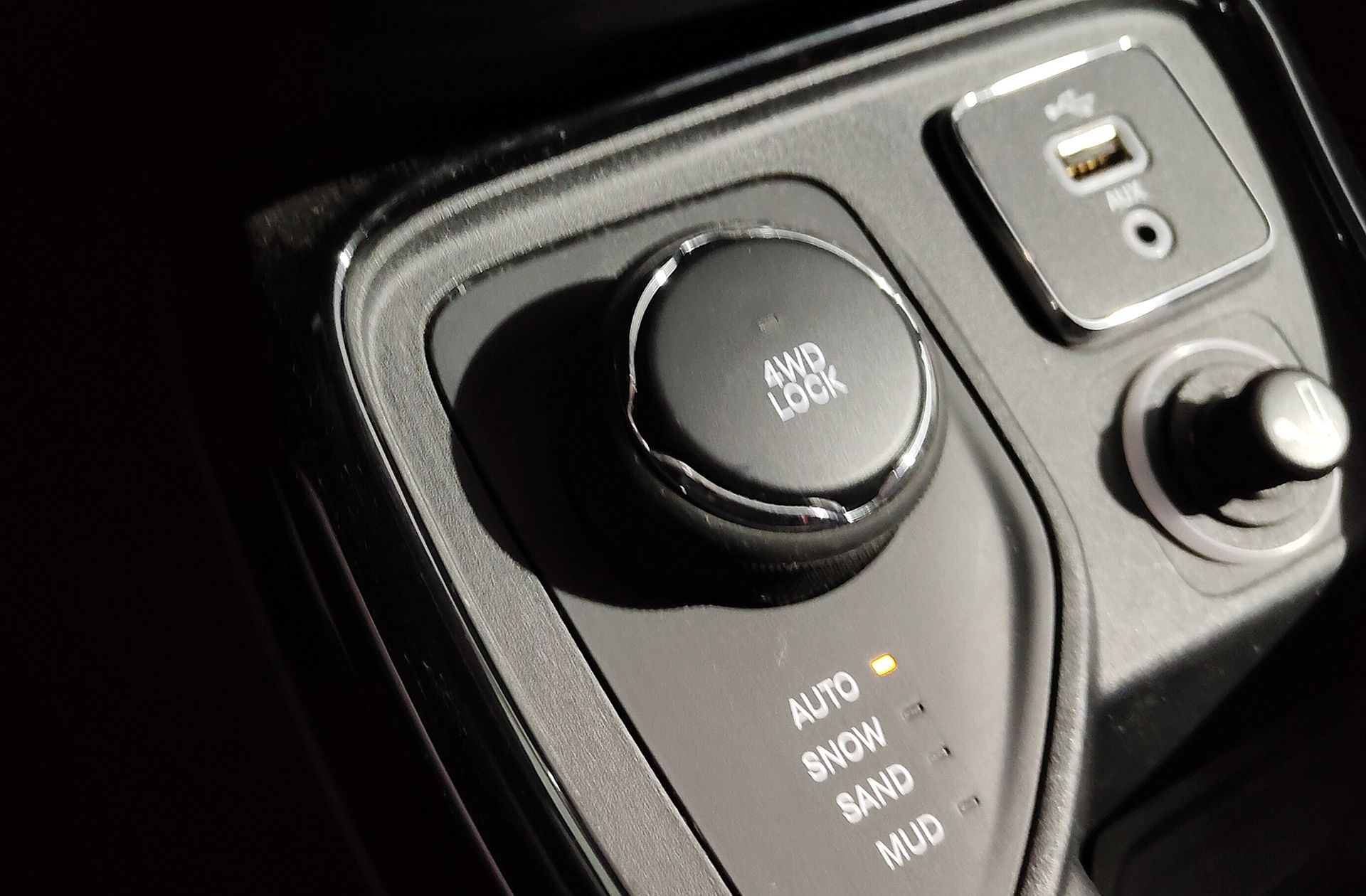 Jeep Compass 2.0 MultiJet Limited 4x4 AD - foto 7