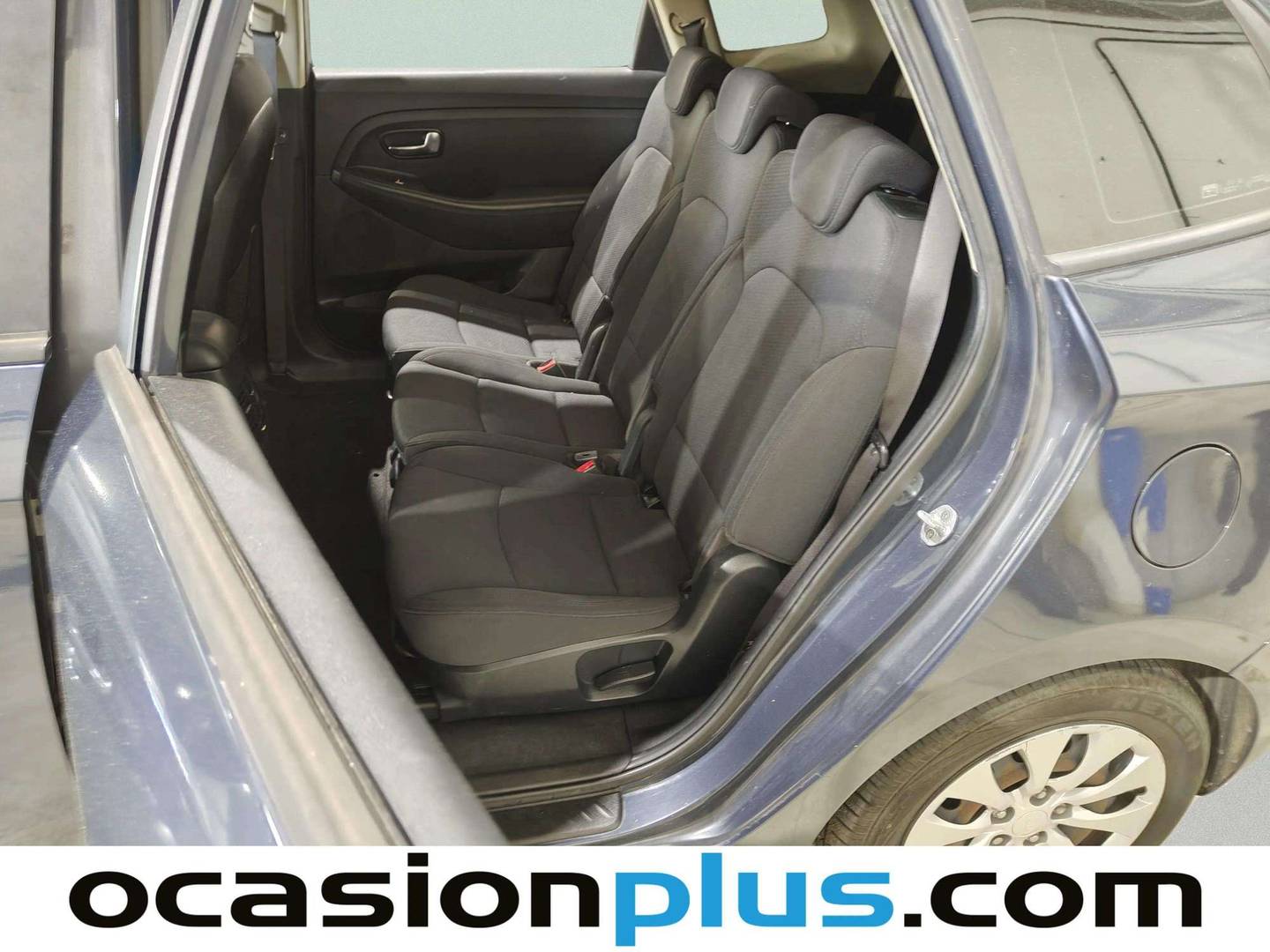 Fotos maletero KIA Carens KIA Carens 1.7 CRDi VGT Concept Eco-Dynamics (115 CV) 7 Plazas