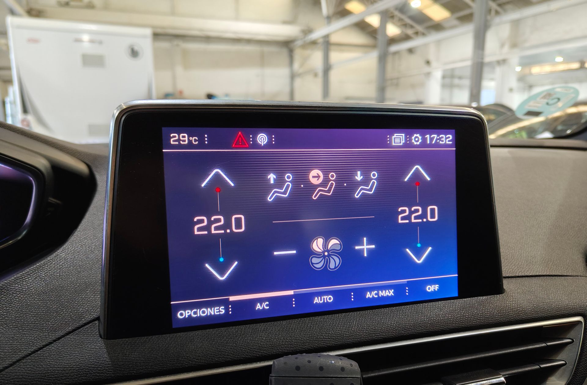 Peugeot 3008 PureTech 130 GT Line - foto 37
