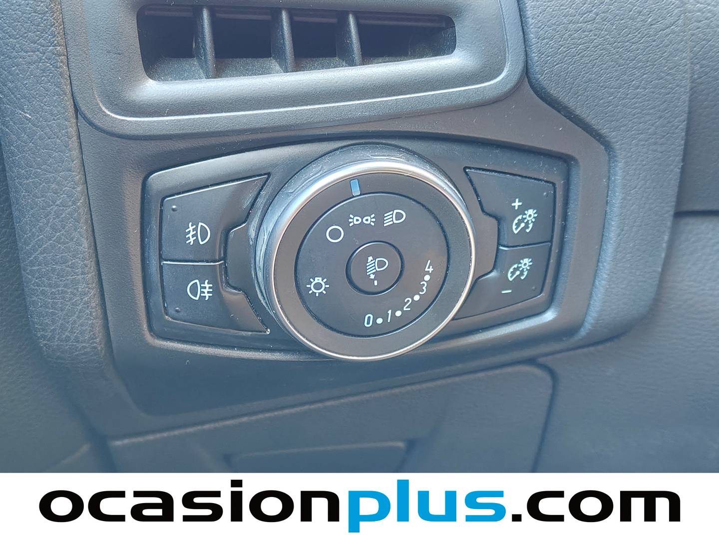 Ford Focus Ford Focus 1.6 TI-VCT Trend+ PowerShift (125 CV) seminuevo