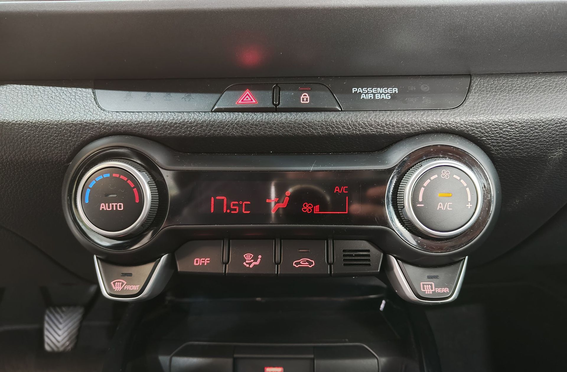 Kia Stonic 1.0 T-GDi MHEV Drive - foto 30