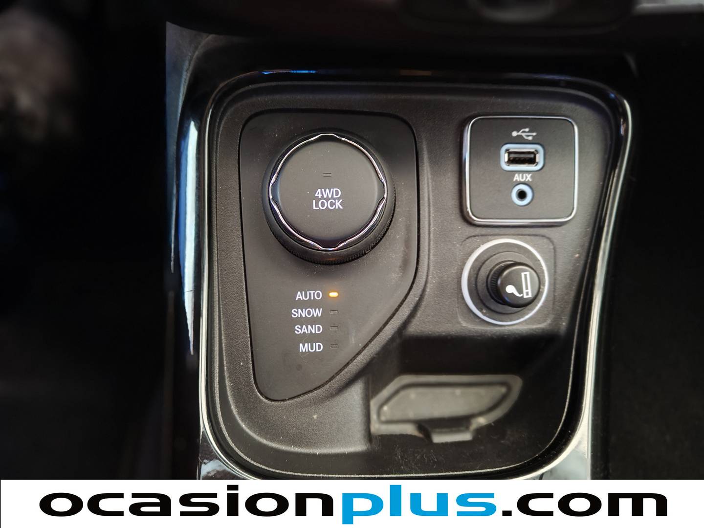 Extras y acabados del Jeep Compass Jeep Compass 2.0 Multijet Limited 4x4 AD Auto (140 CV)