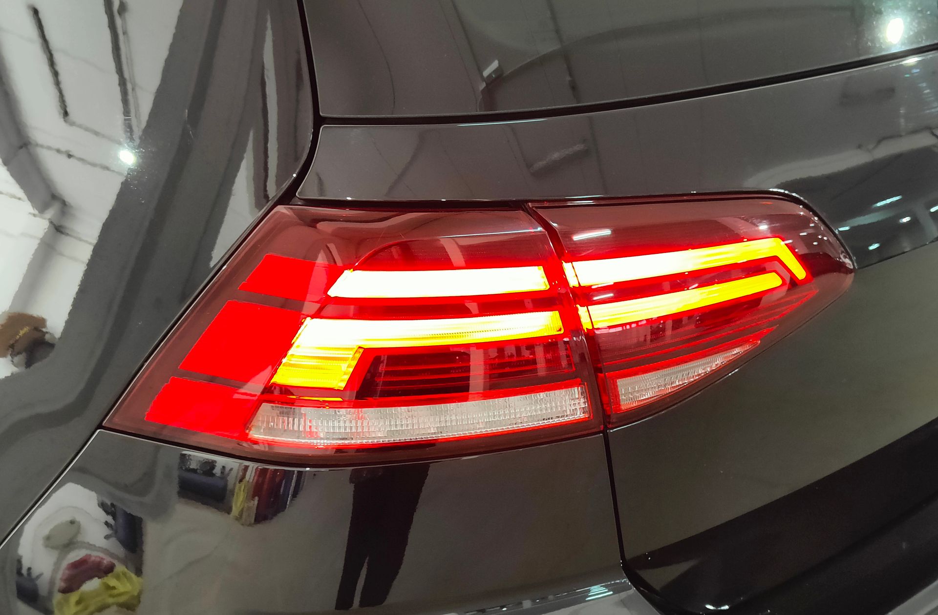 Volkswagen Golf Advance 1.0 TSI - foto 17