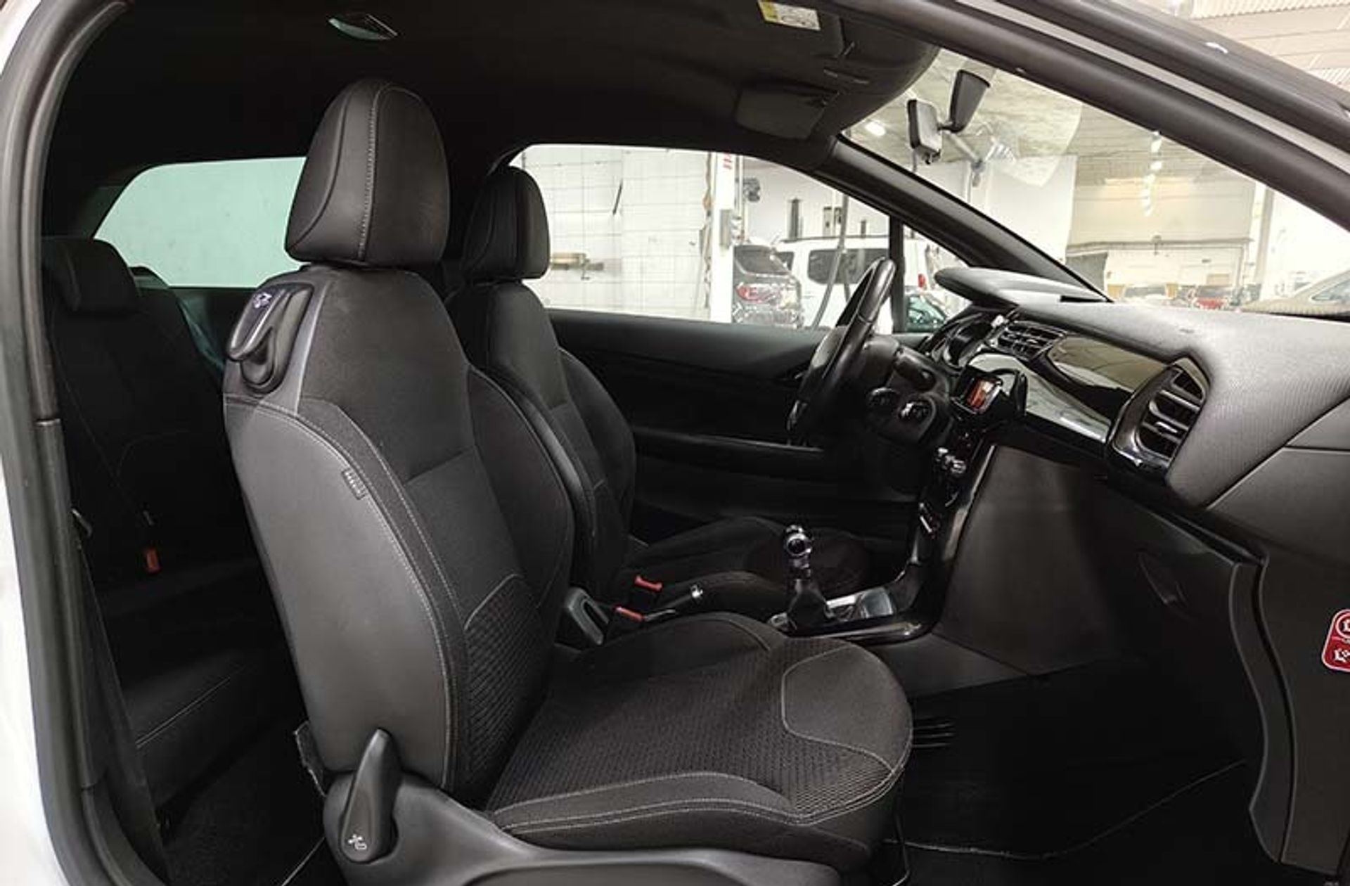 DS DS 3 PureTech 82 Desire - foto 17