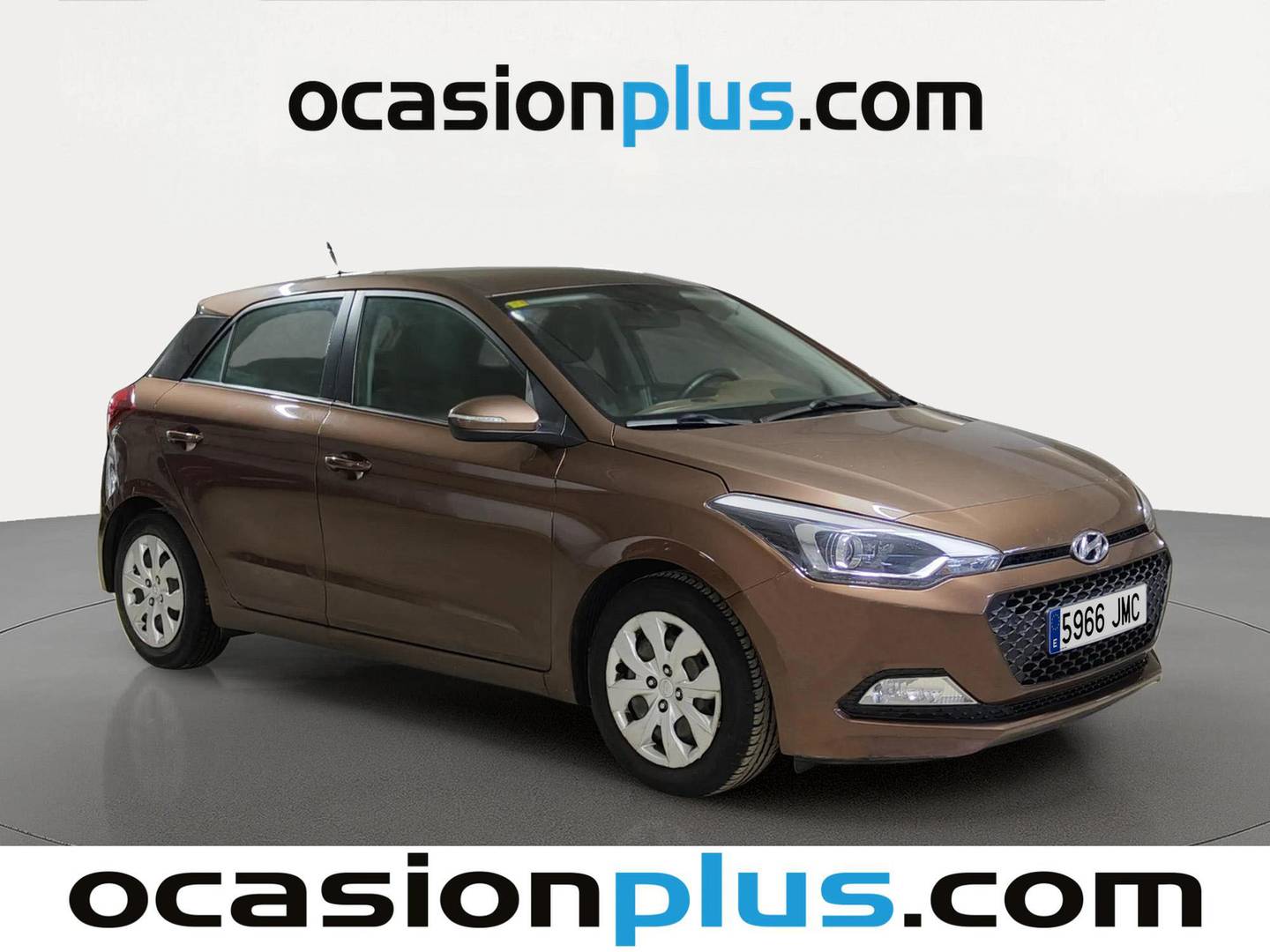Foto delantera Hyundai i20 Hyundai i20 1.2 MPI Klass (84 CV) derecha