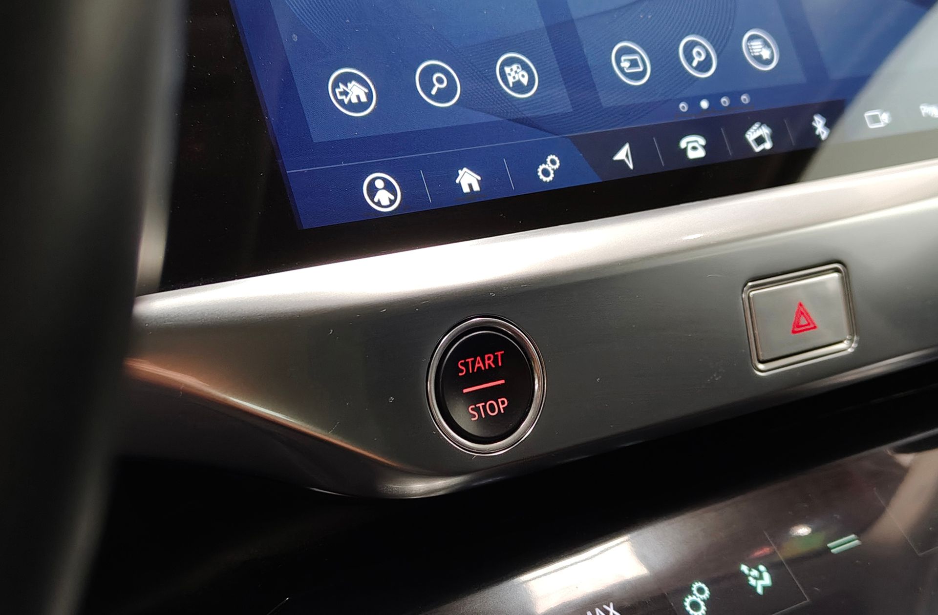 Jaguar I-Pace EV400 S 4WD - foto 37