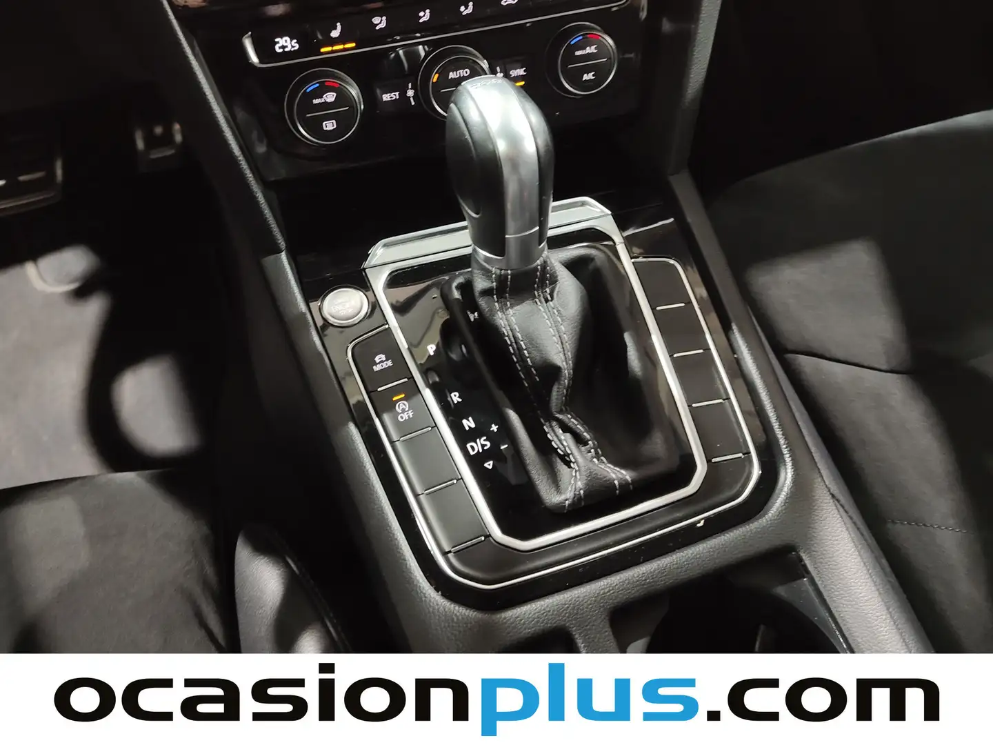 Foto Volkswagen Arteon Volkswagen Arteon R-Line 2.0 TDI  (190 CV) DSG