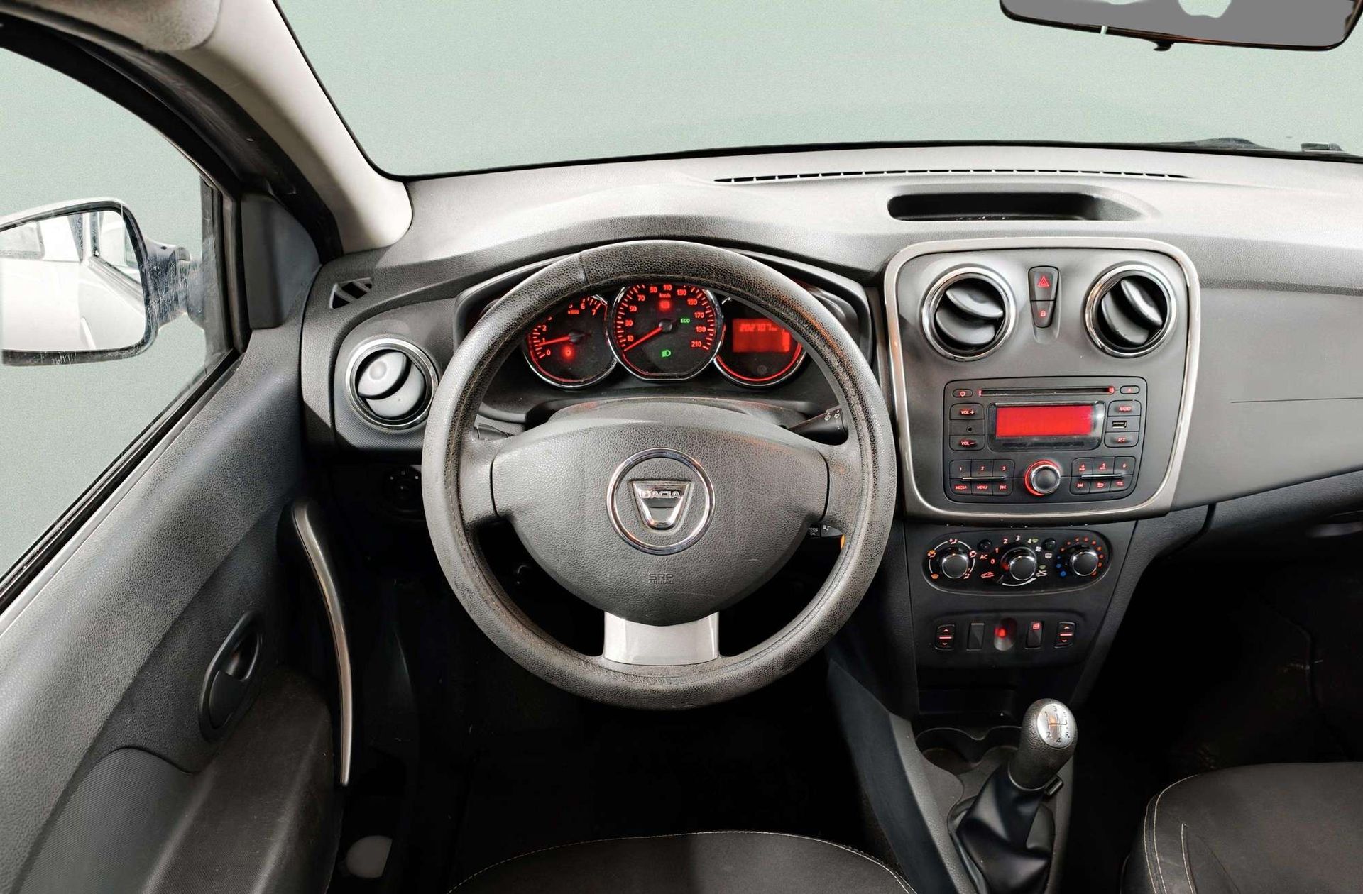 Dacia Logan MCV Laureate dCi - foto 28