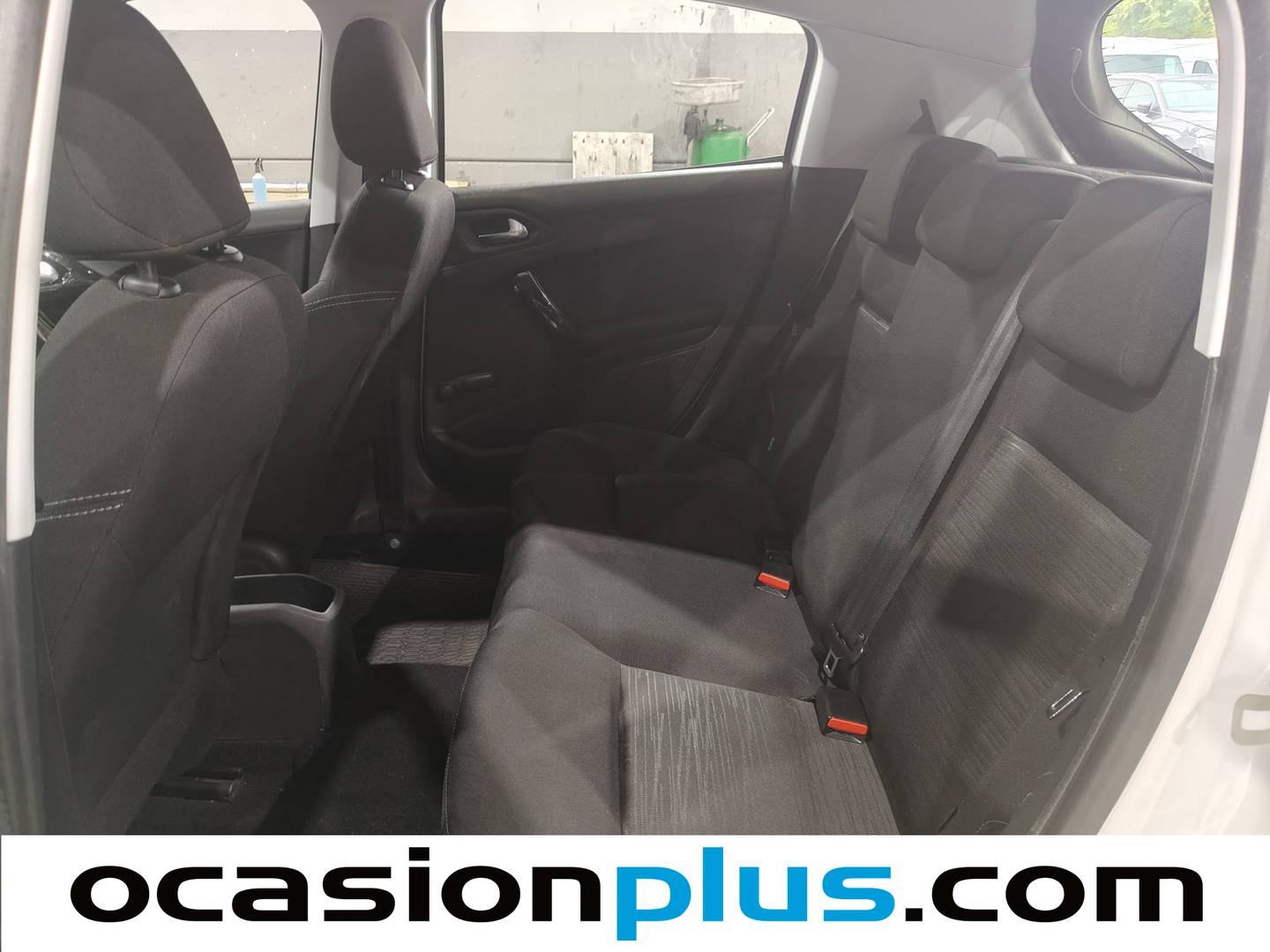 Foto asientos traseros Peugeot 208 Peugeot 208 1.4 HDi Business Line (68 CV)