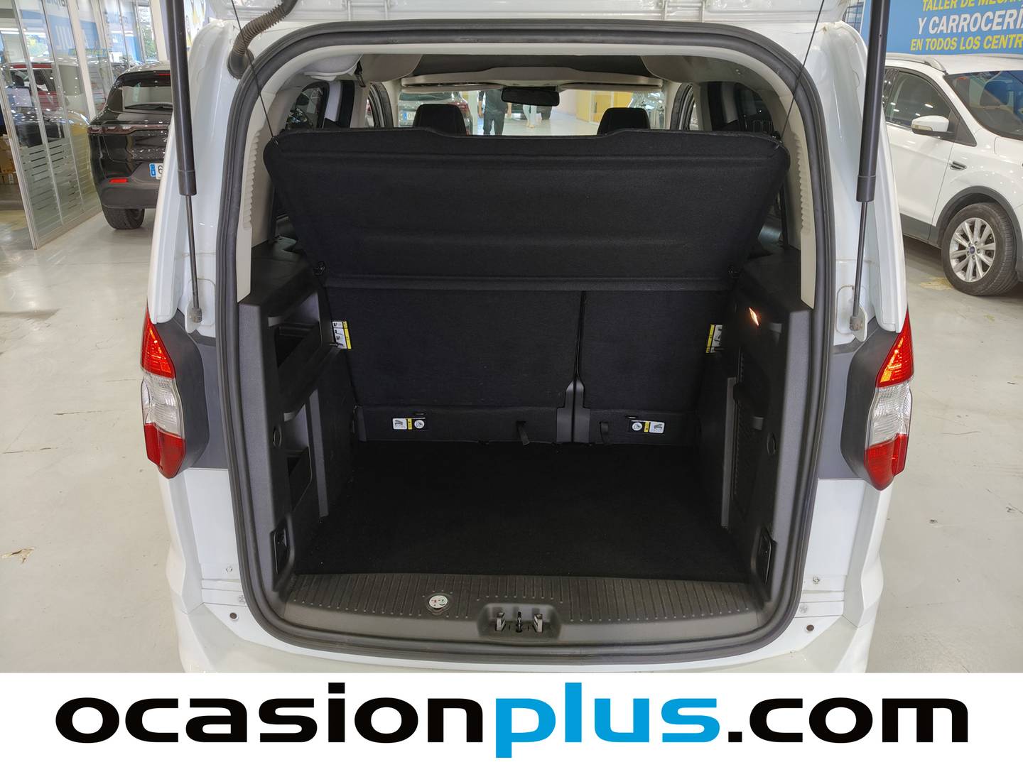 Foto asientos delanteros Ford Tourneo Courier Ford Tourneo Courier 1.0 EcoBoost Trend  (100 CV)