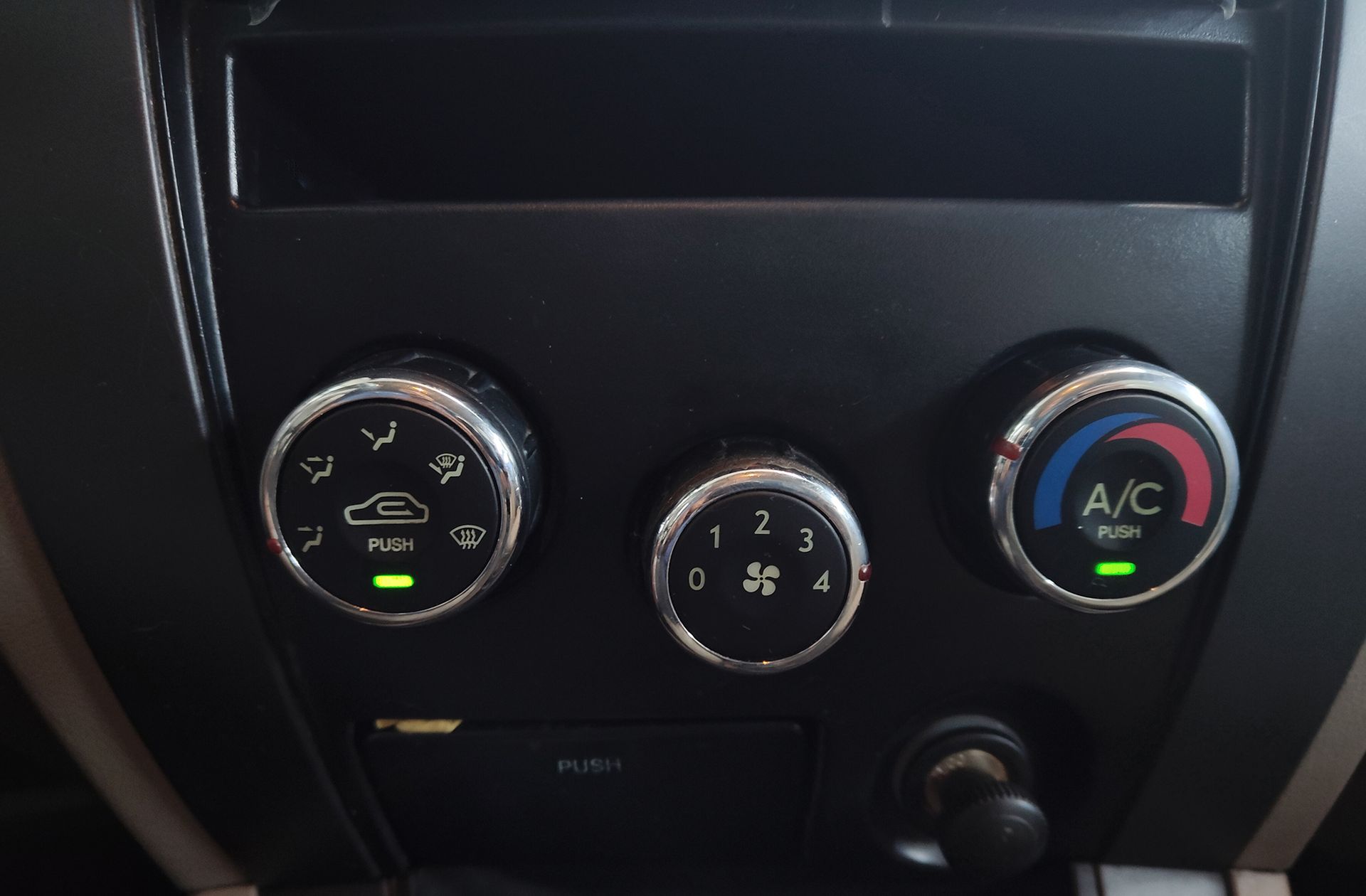 Hyundai Tucson 2.0 Comfort - foto 21