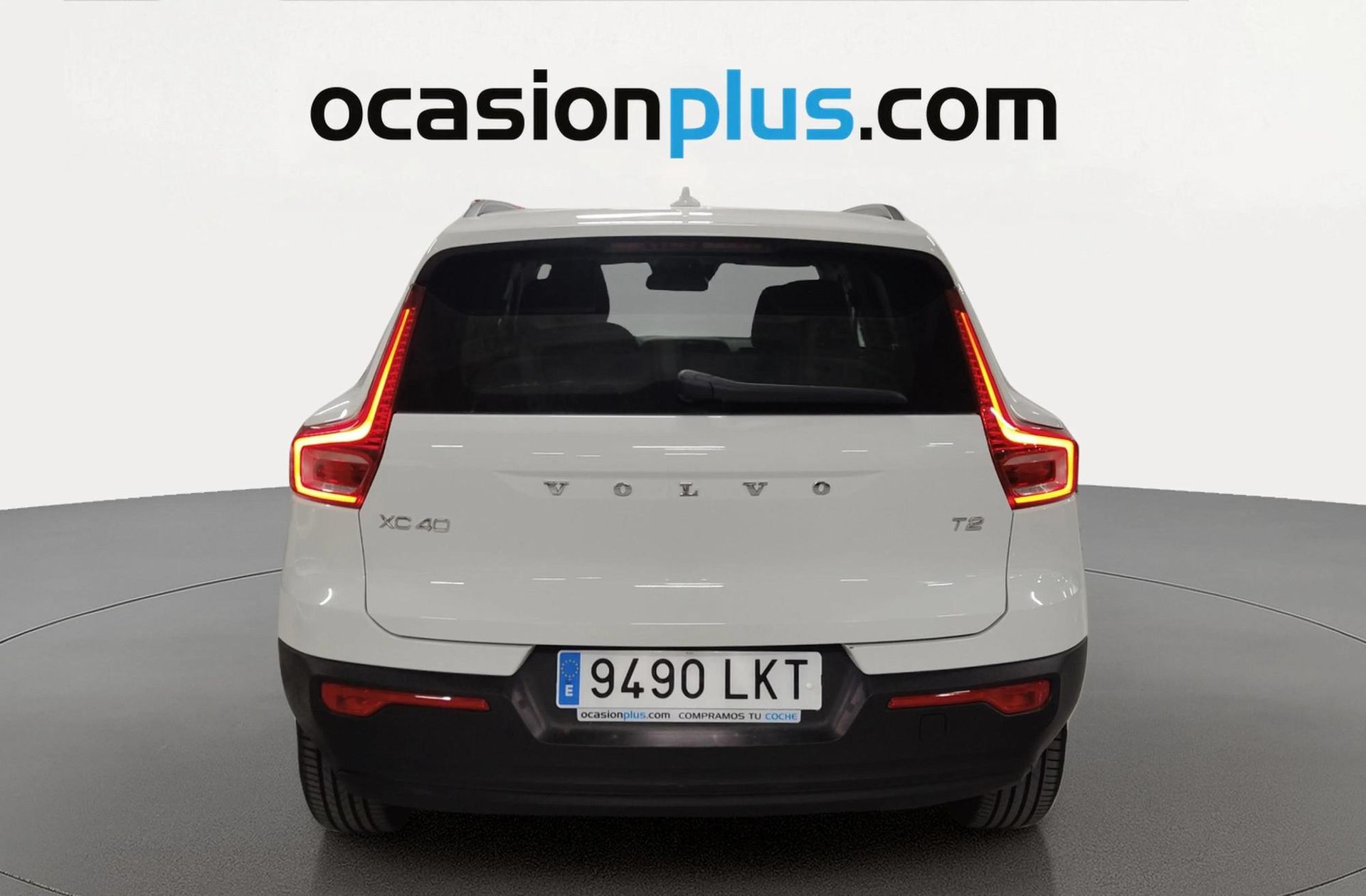 Volvo XC40 T2 Momentum Core - foto 14