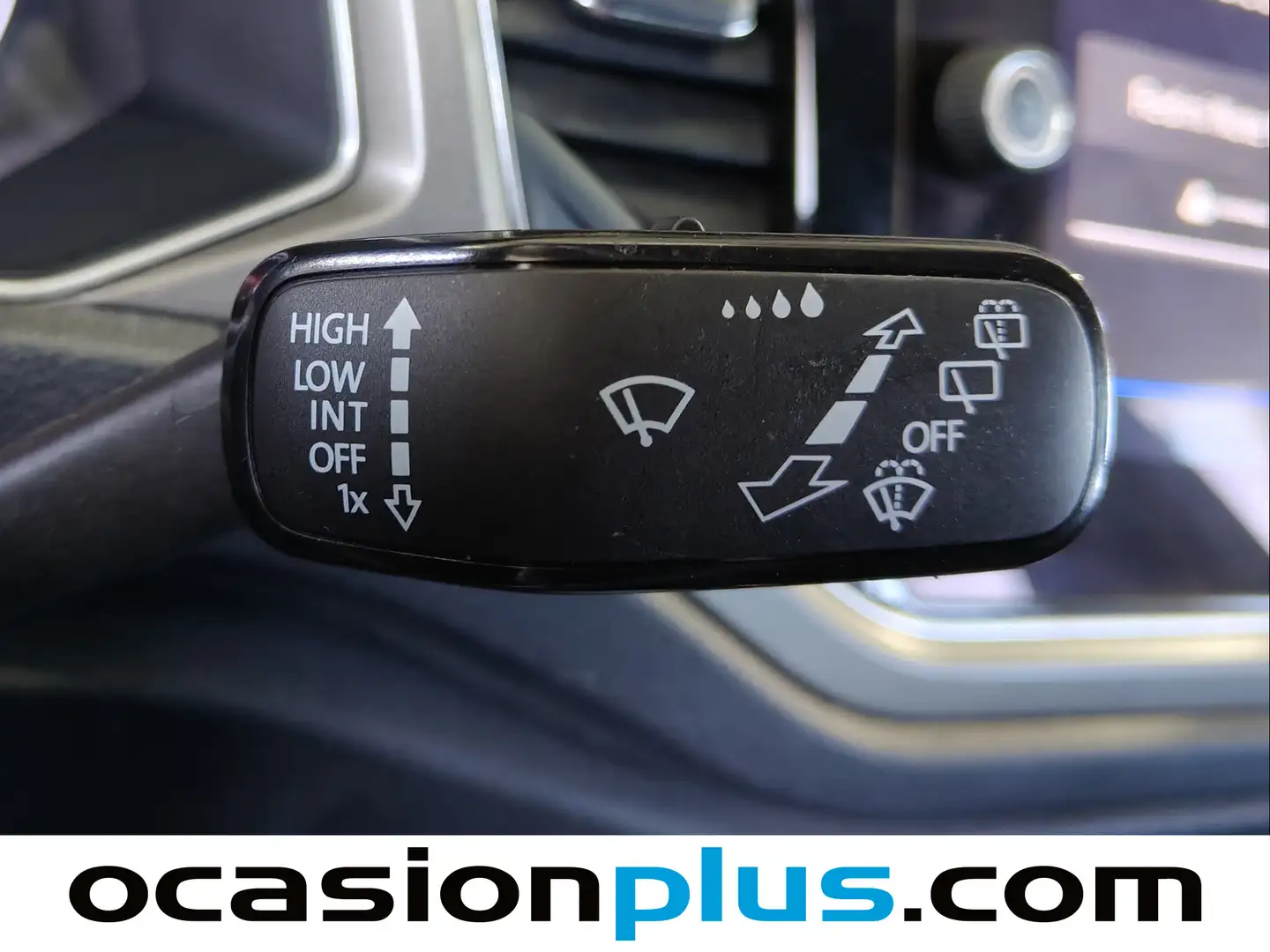 Foto Volkswagen T-Roc Volkswagen T-Roc Advance R-Line 2.0 TDI (150 CV) DSG