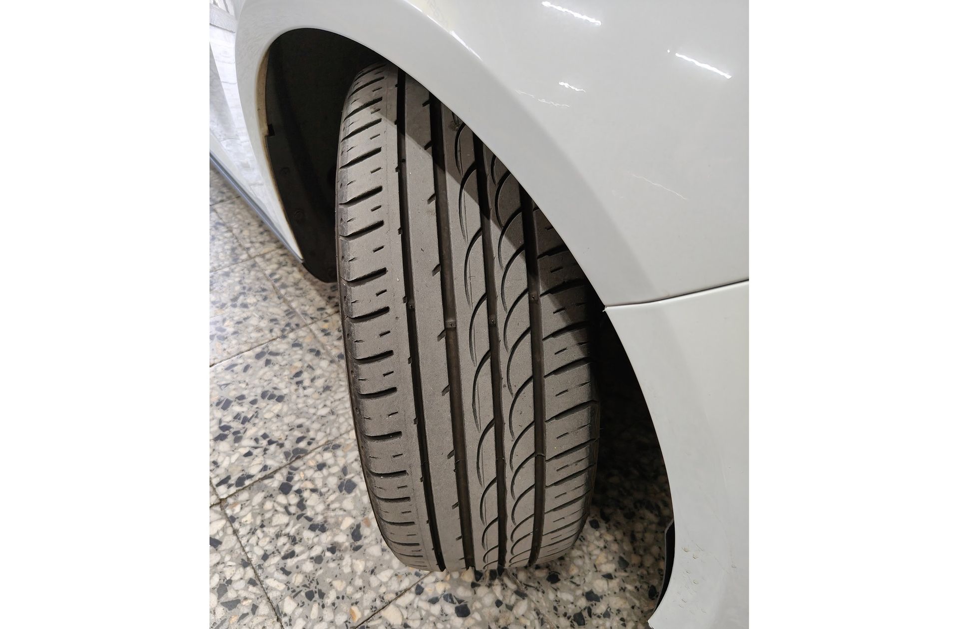Ford Focus 1.0 EcoBoost Titanium - foto 34