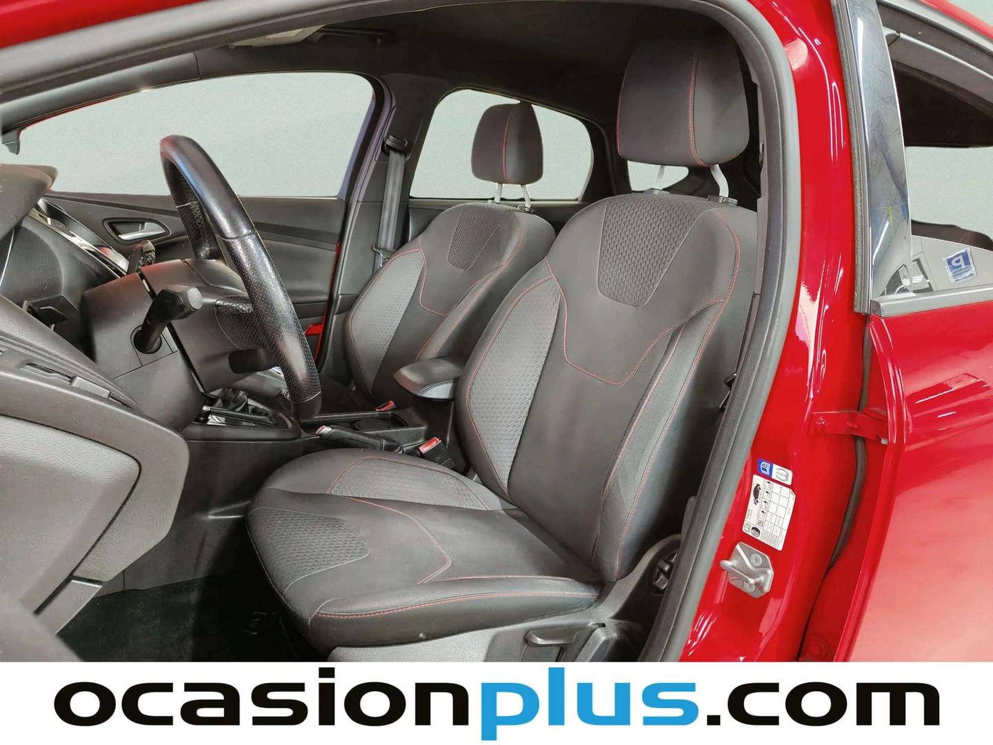 Foto Ford Focus Ford Focus 1.0 Ecoboost ST-Line Black&Red (125 CV)