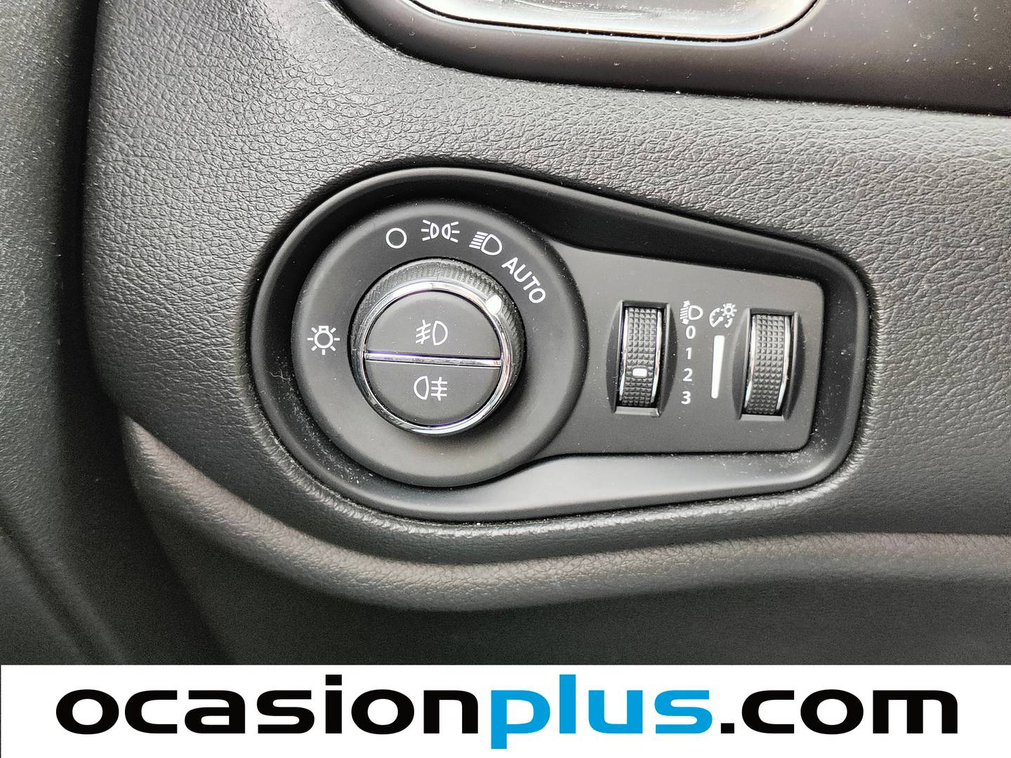 Foto Jeep Renegade Jeep Renegade eHybrid 1.5 Limited ATX (130 CV)