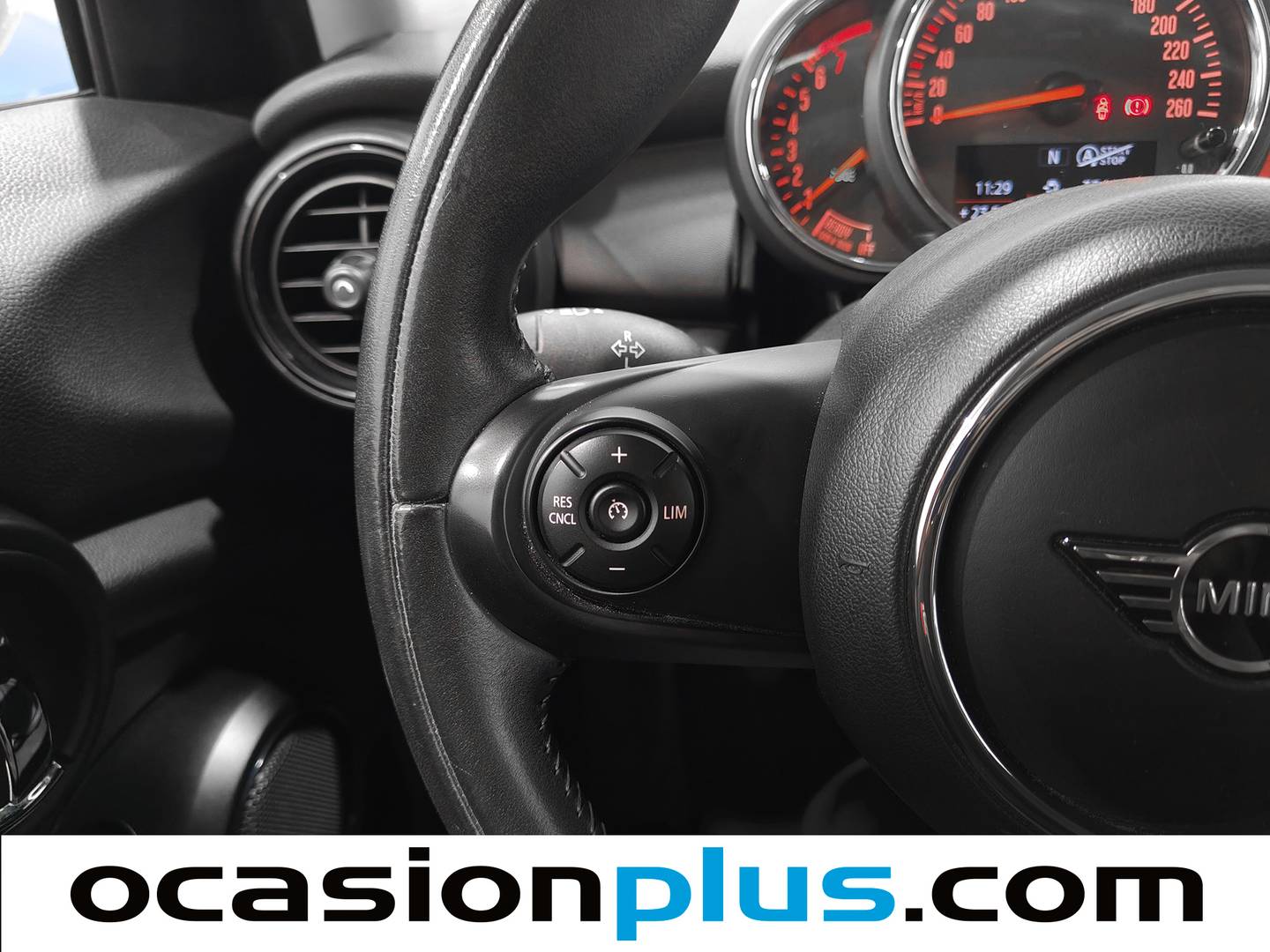 Equipamiento del Mini MINI Mini MINI Cooper 5 Puertas One (102 CV)