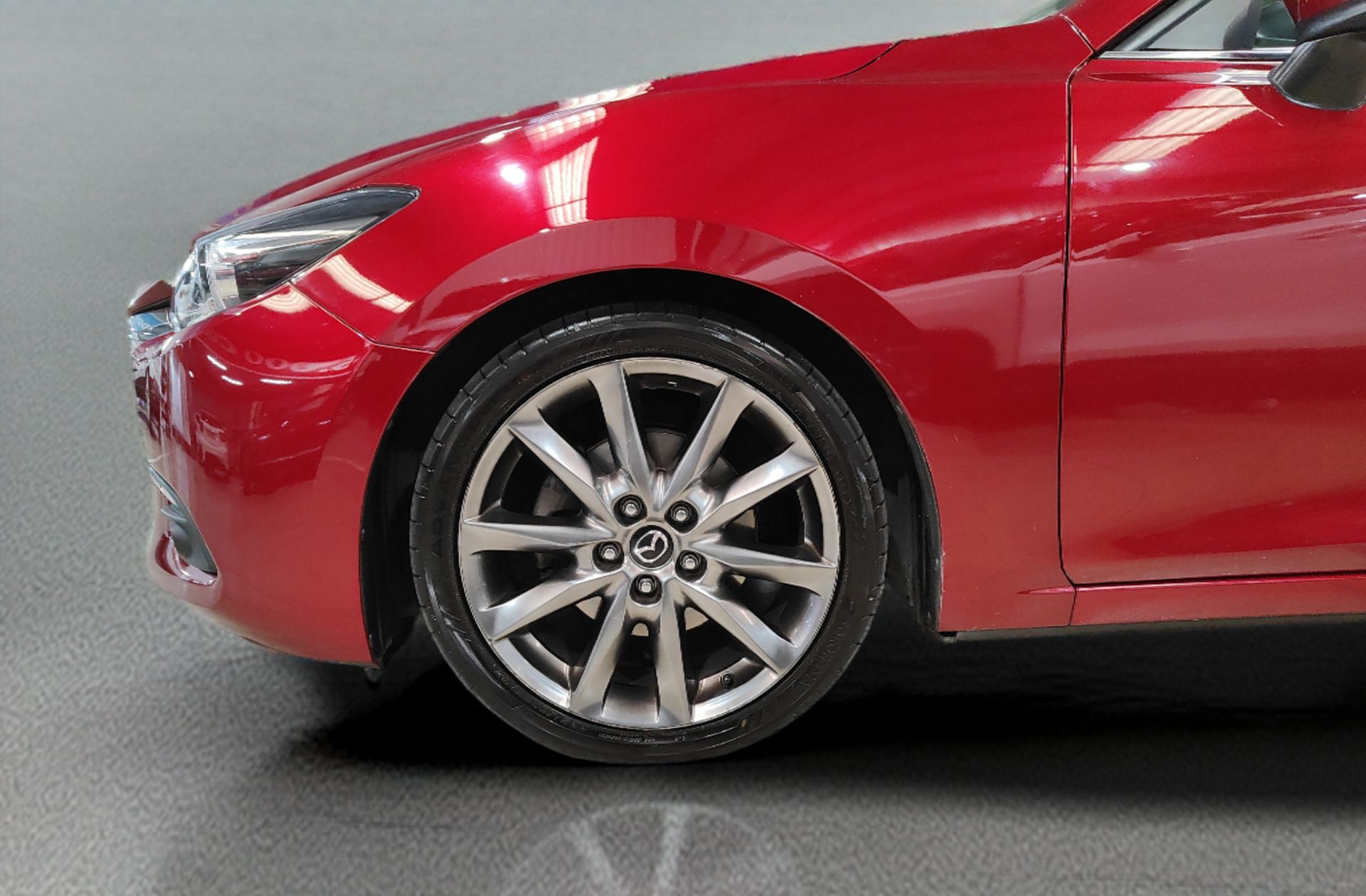 Mazda Mazda3 2.0 GE Black Tech Edition - foto 32