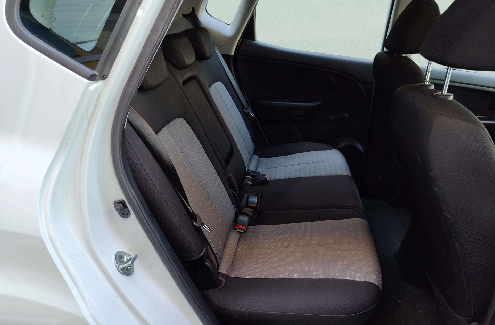 Kia Venga 1.4 Cvvt Concept - foto 13