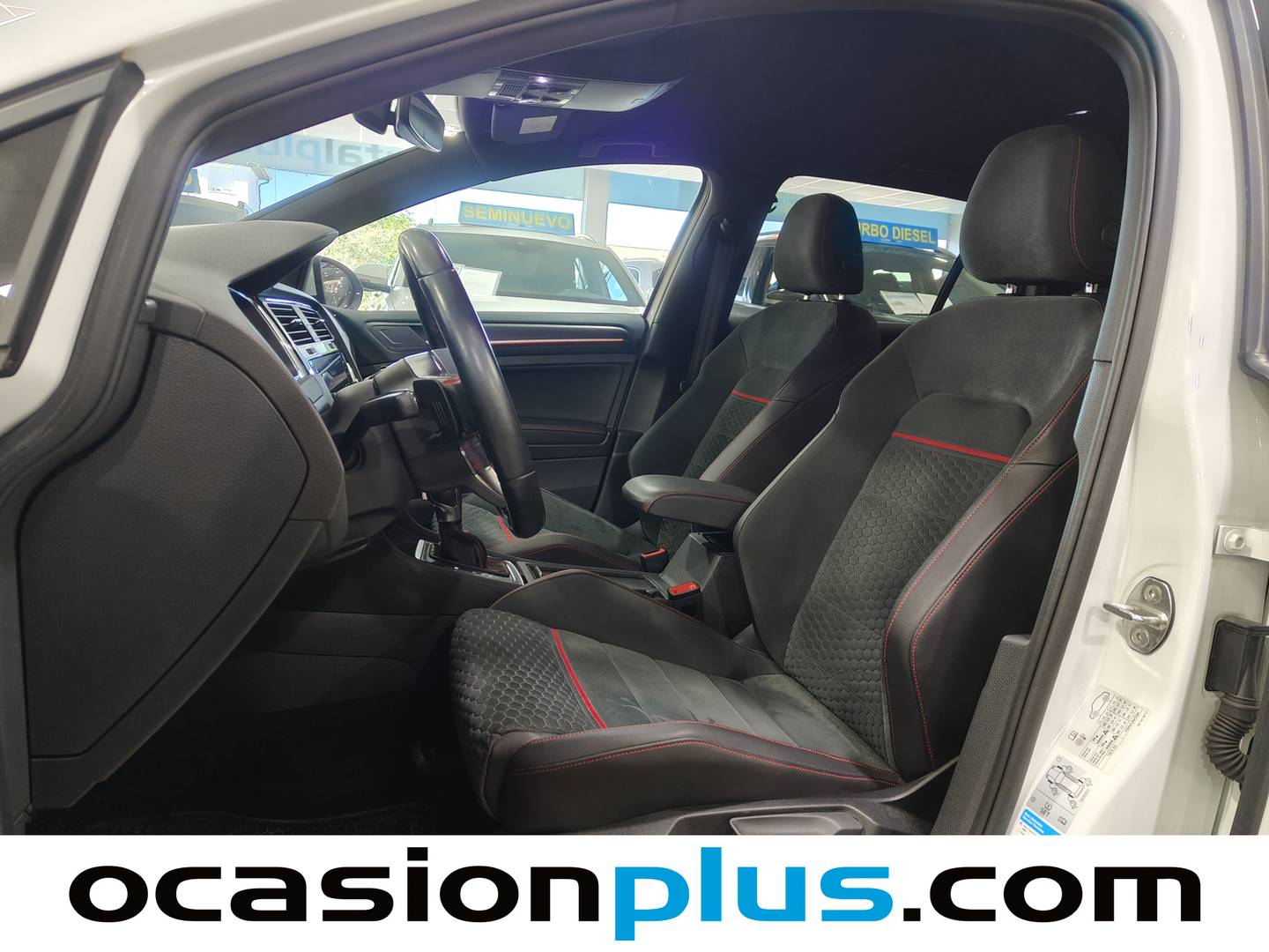 Foto asientos delanteros Volkswagen Golf Volkswagen Golf GTI Performance 2.0 TSI  (245 CV) DSG