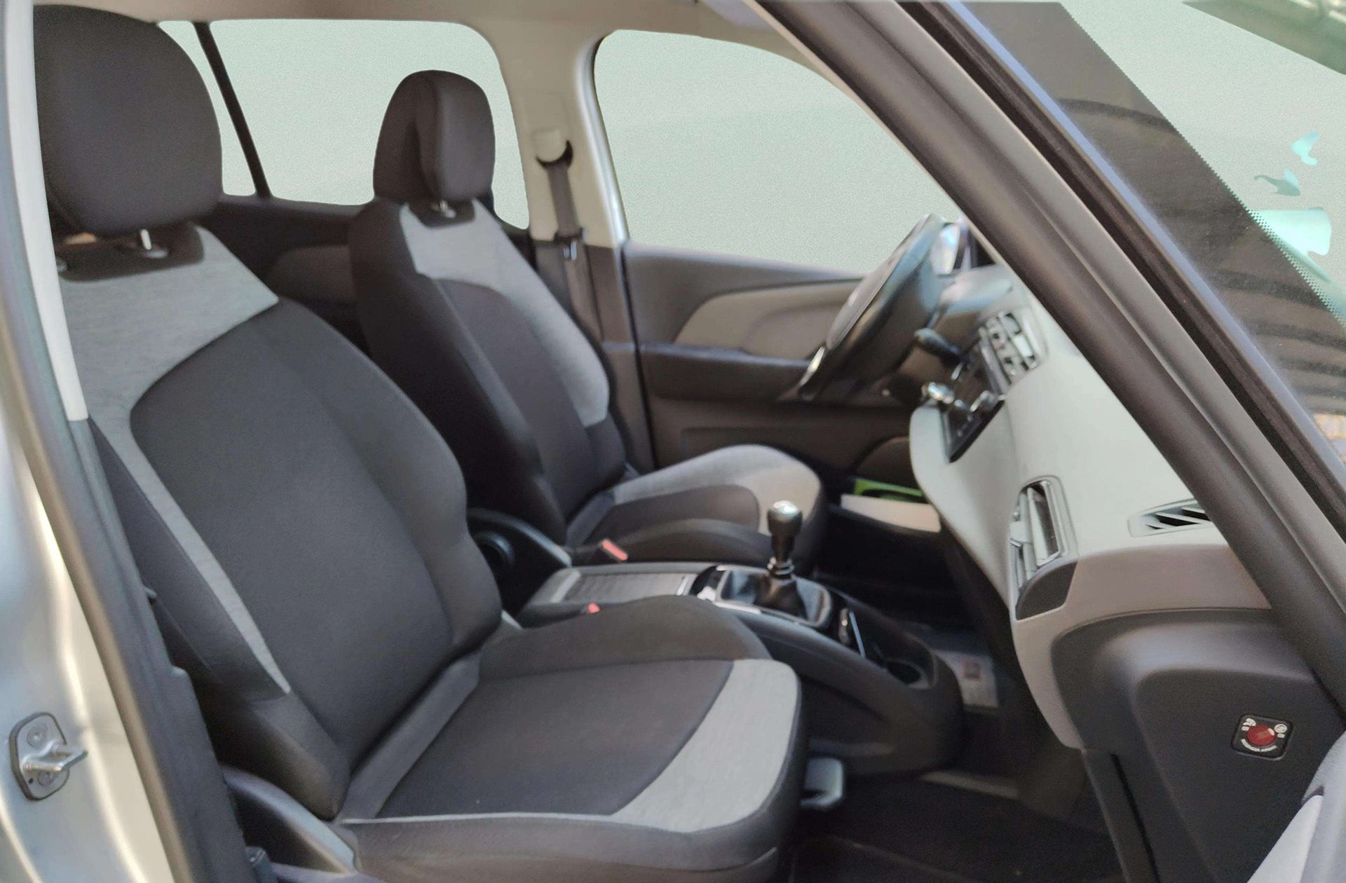 Citroën C4 Grand Picasso PureTech 130 Live Edition - foto 15