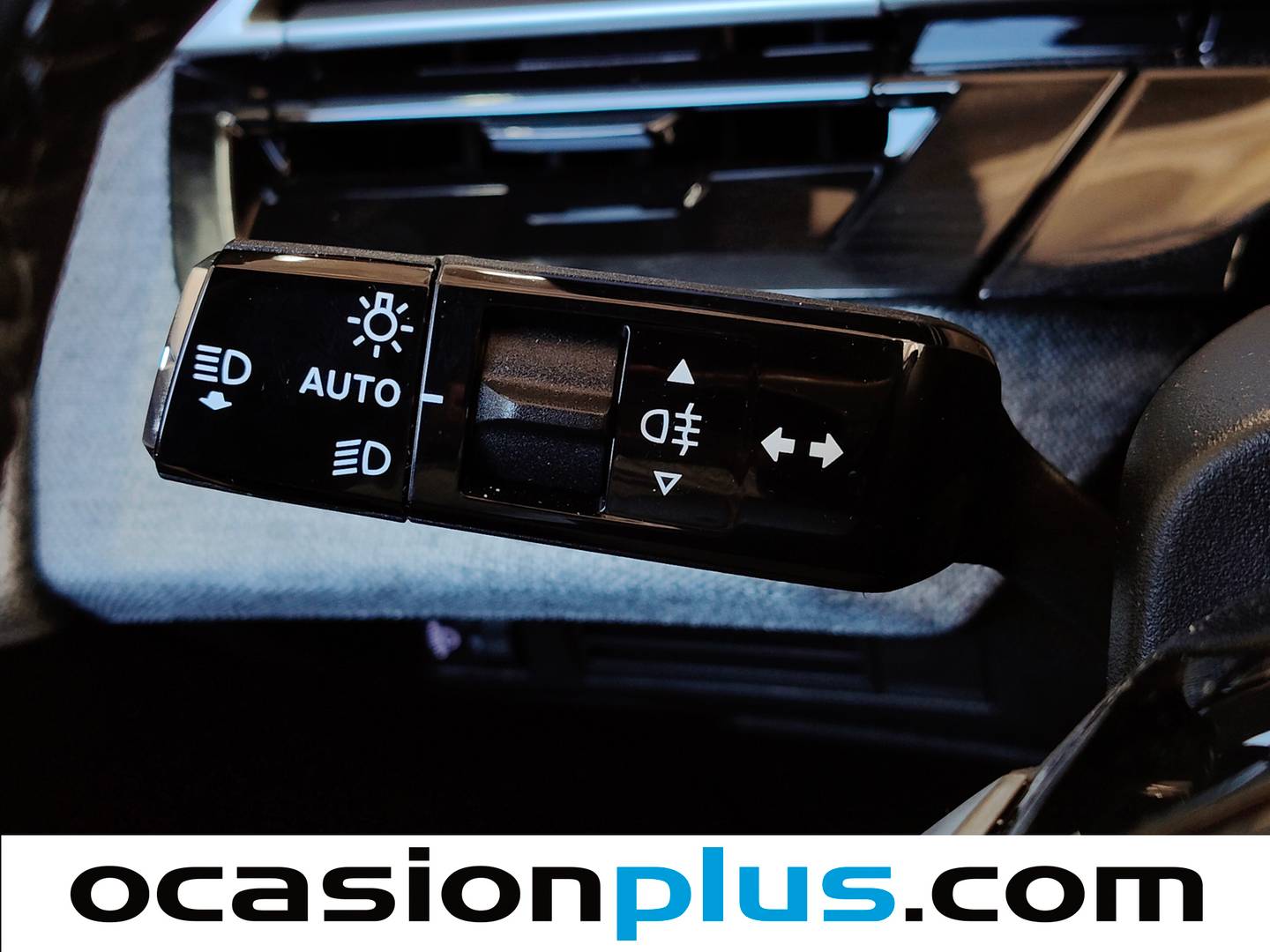 Paquetes del Peugeot 3008 Hybrid Peugeot 3008 Allure Exclusivee DCS6 (145 CV)