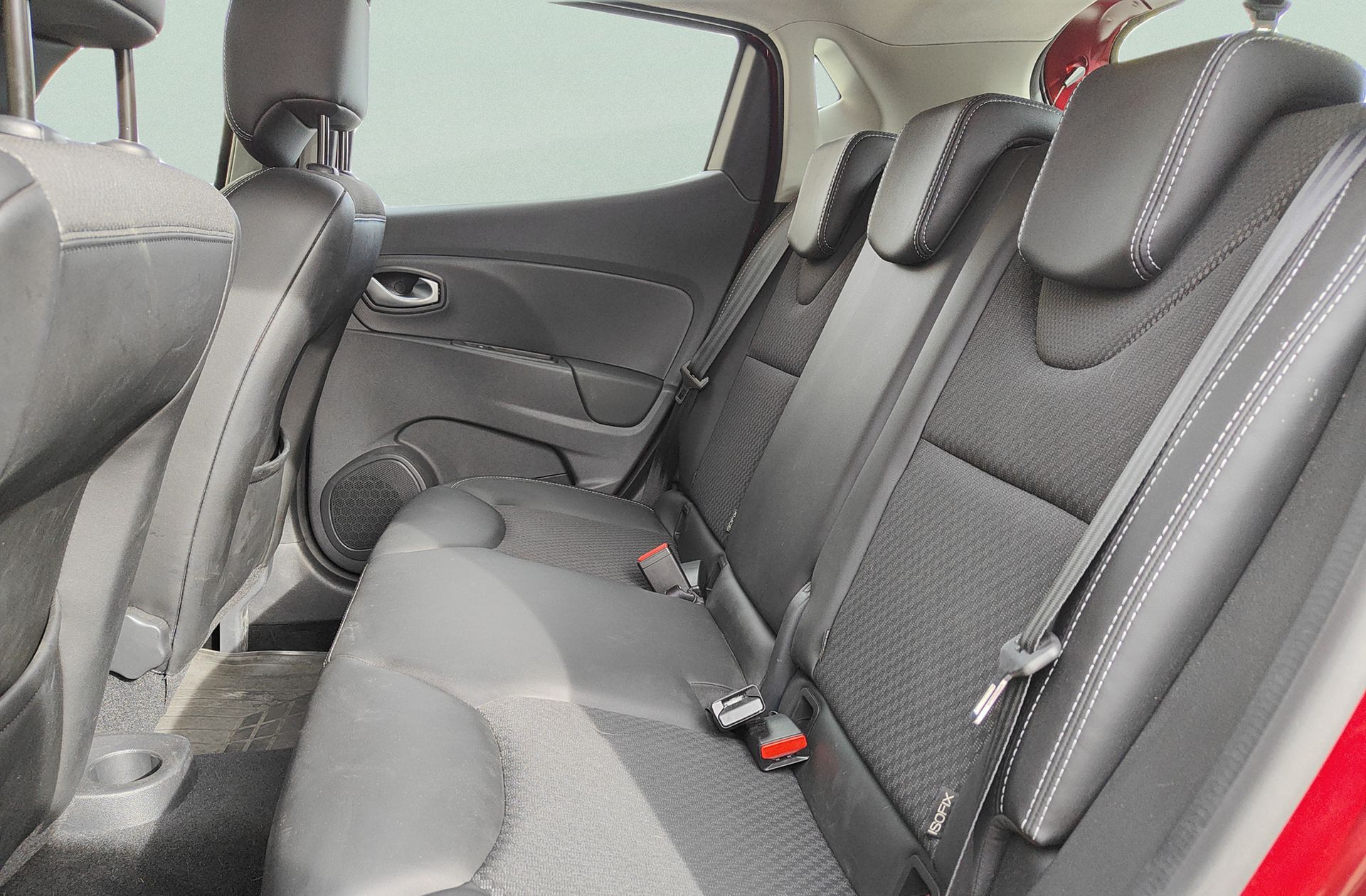 Renault Clio Zen TCe - foto 12