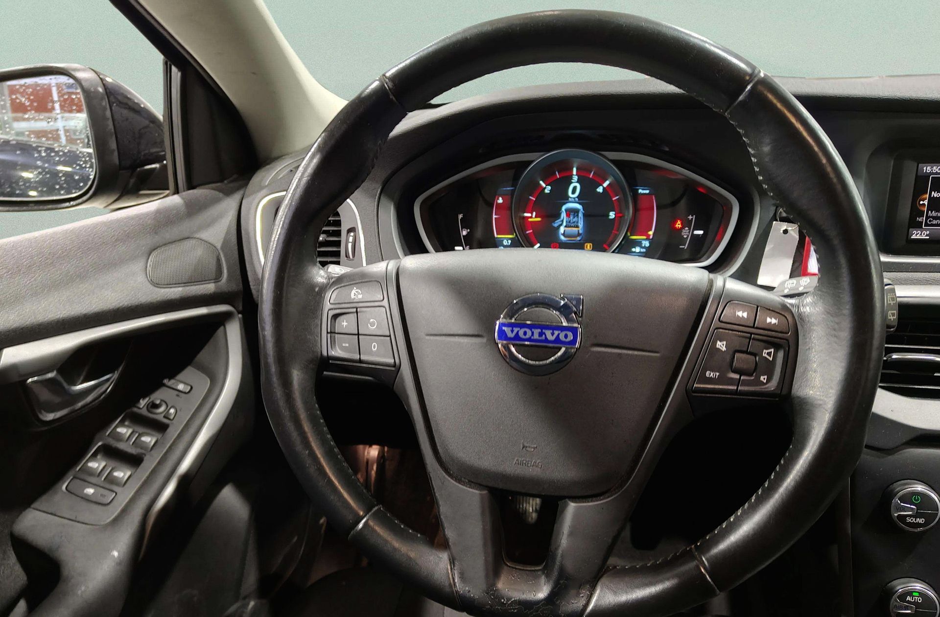 Volvo V40 D2 Kinetic - foto 18