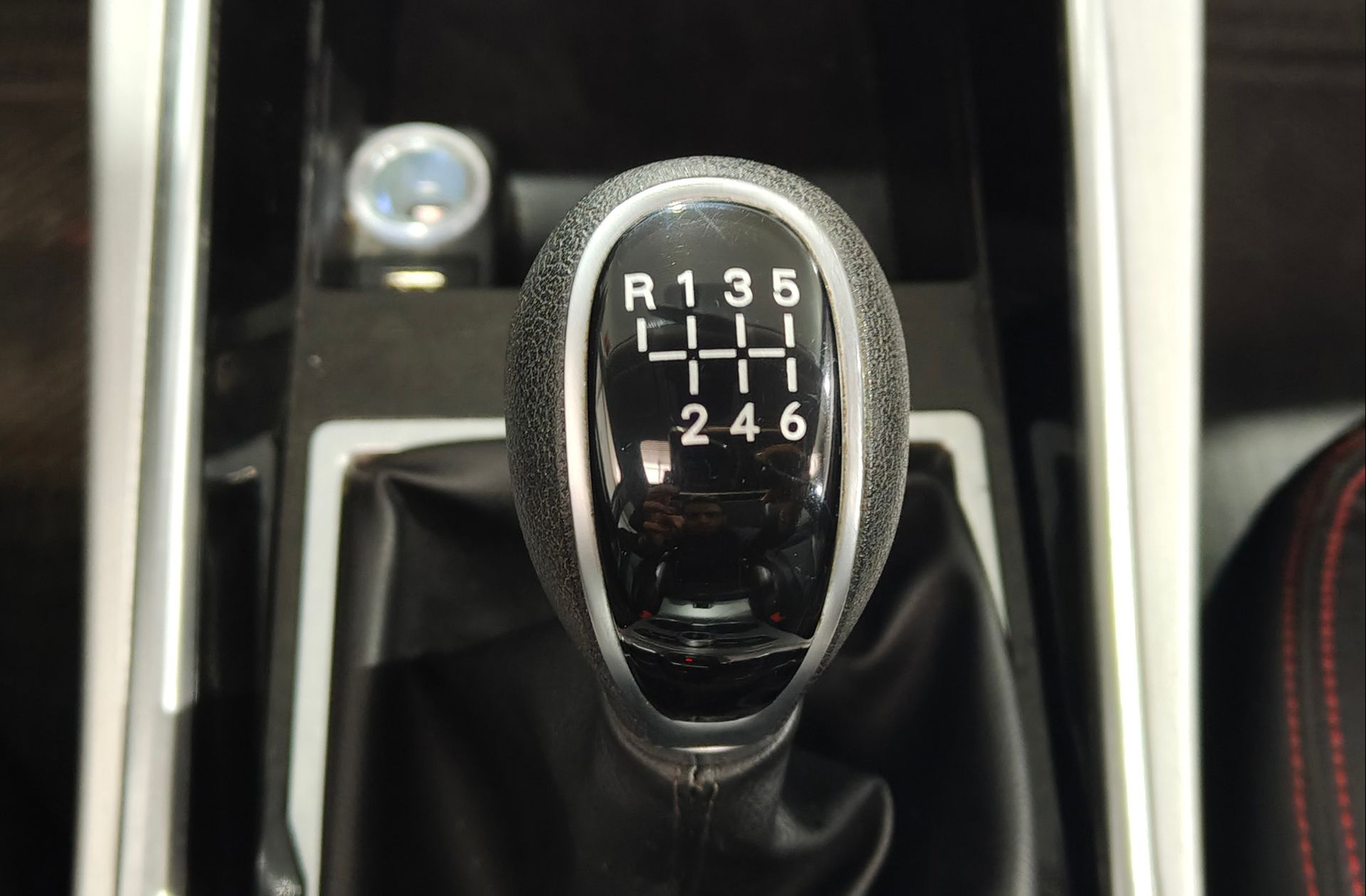 SWM G01 1.5T Luxury - foto 5