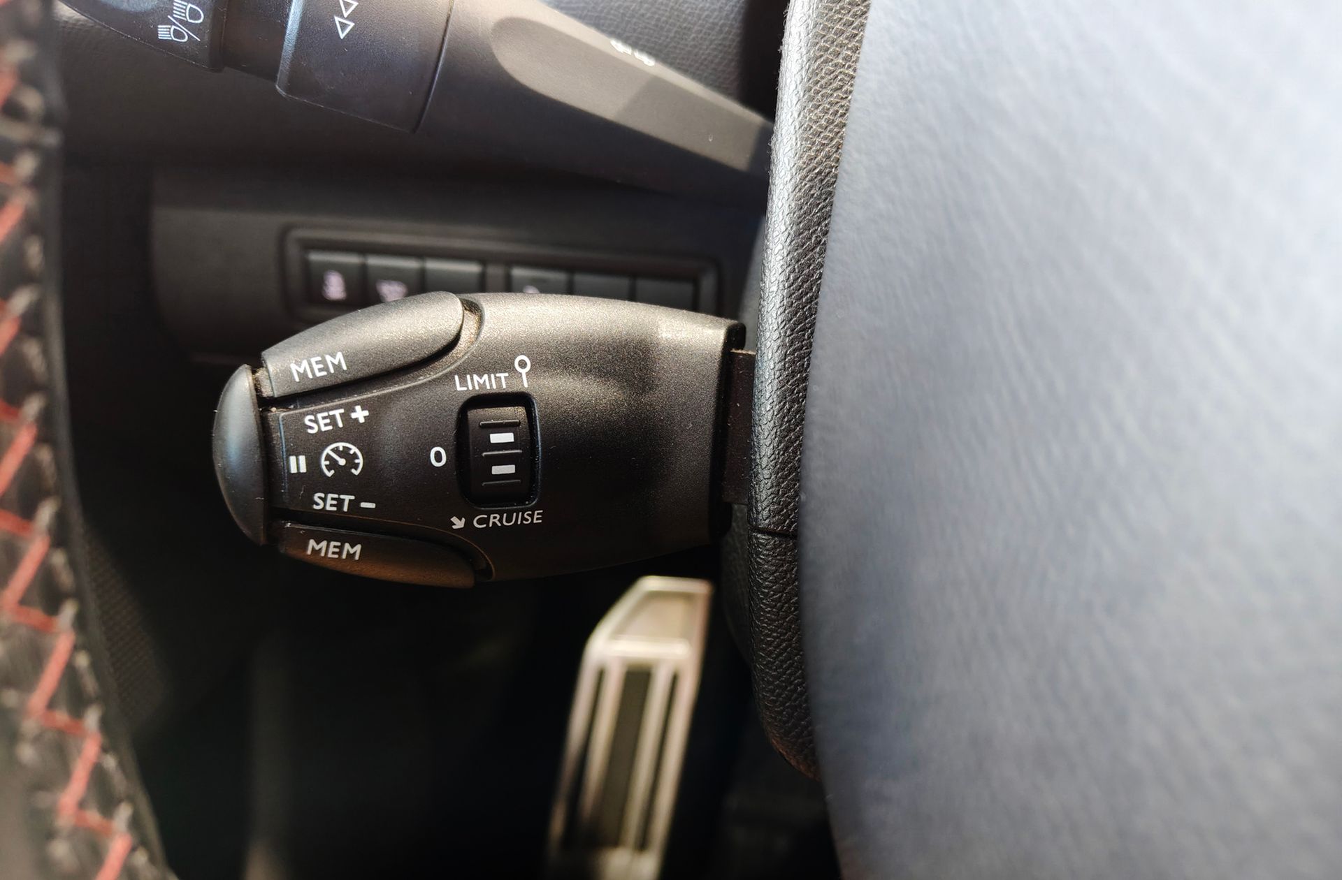 Peugeot 308 PureTech 130 GT Line EAT6 - foto 33