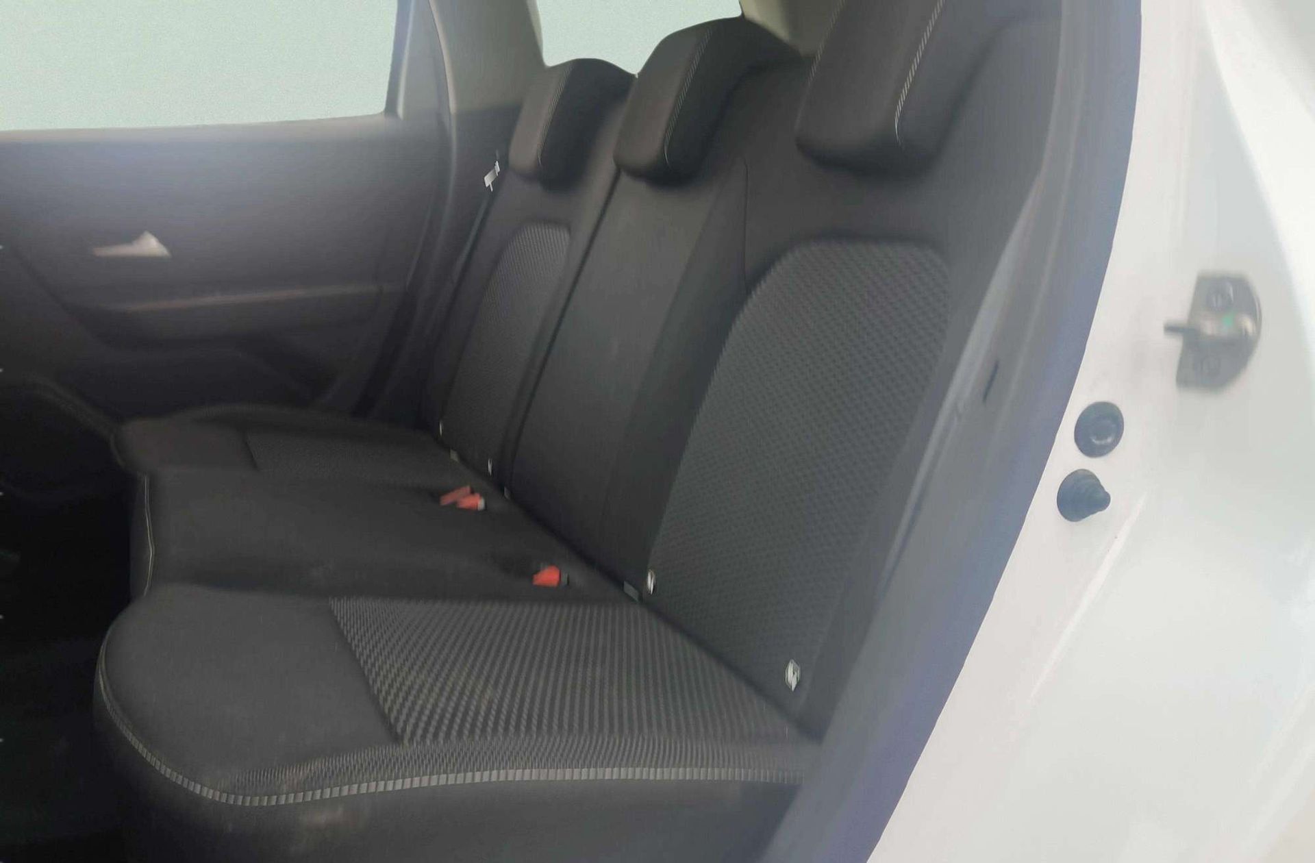 Dacia Duster Essential TCe 4x2 - foto 6