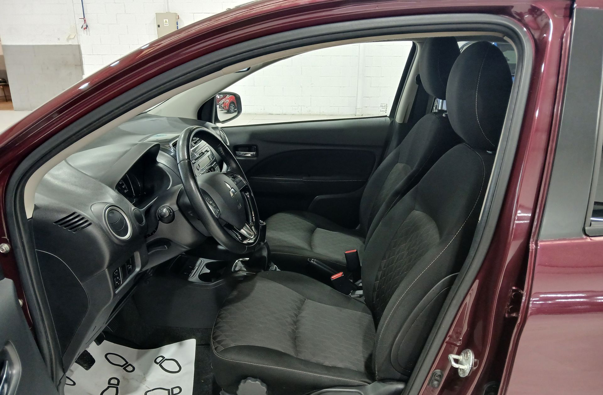Mitsubishi Space Star 120 MPI Motion - foto 8