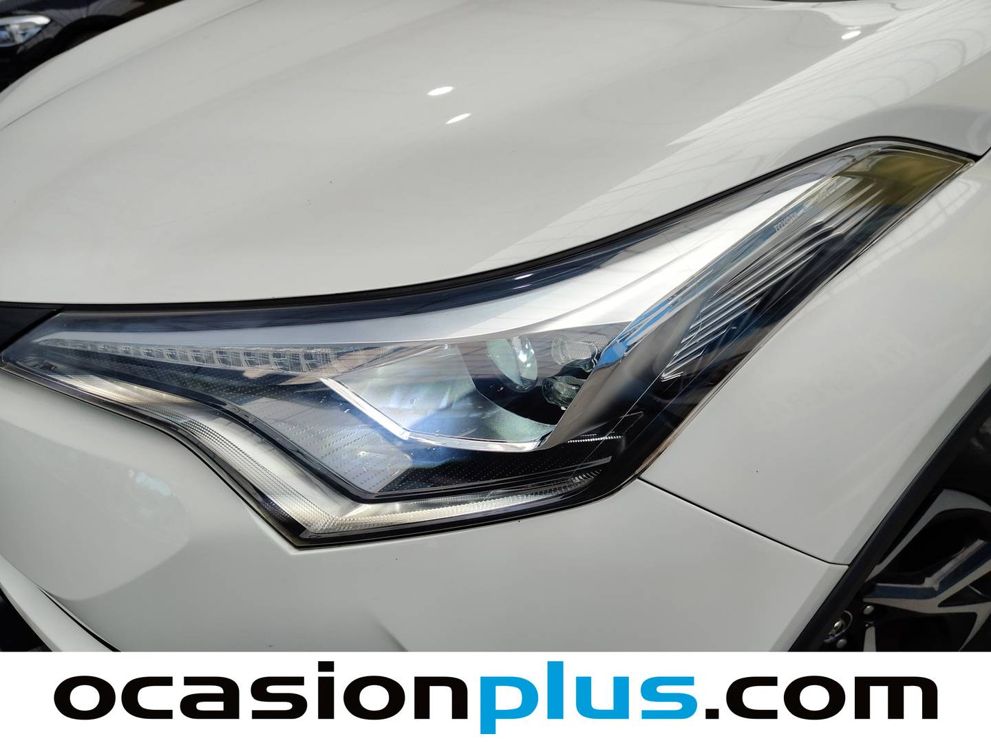 Extras del Toyota C-HR Toyota C-HR 1.8 125H Advance (122 CV)