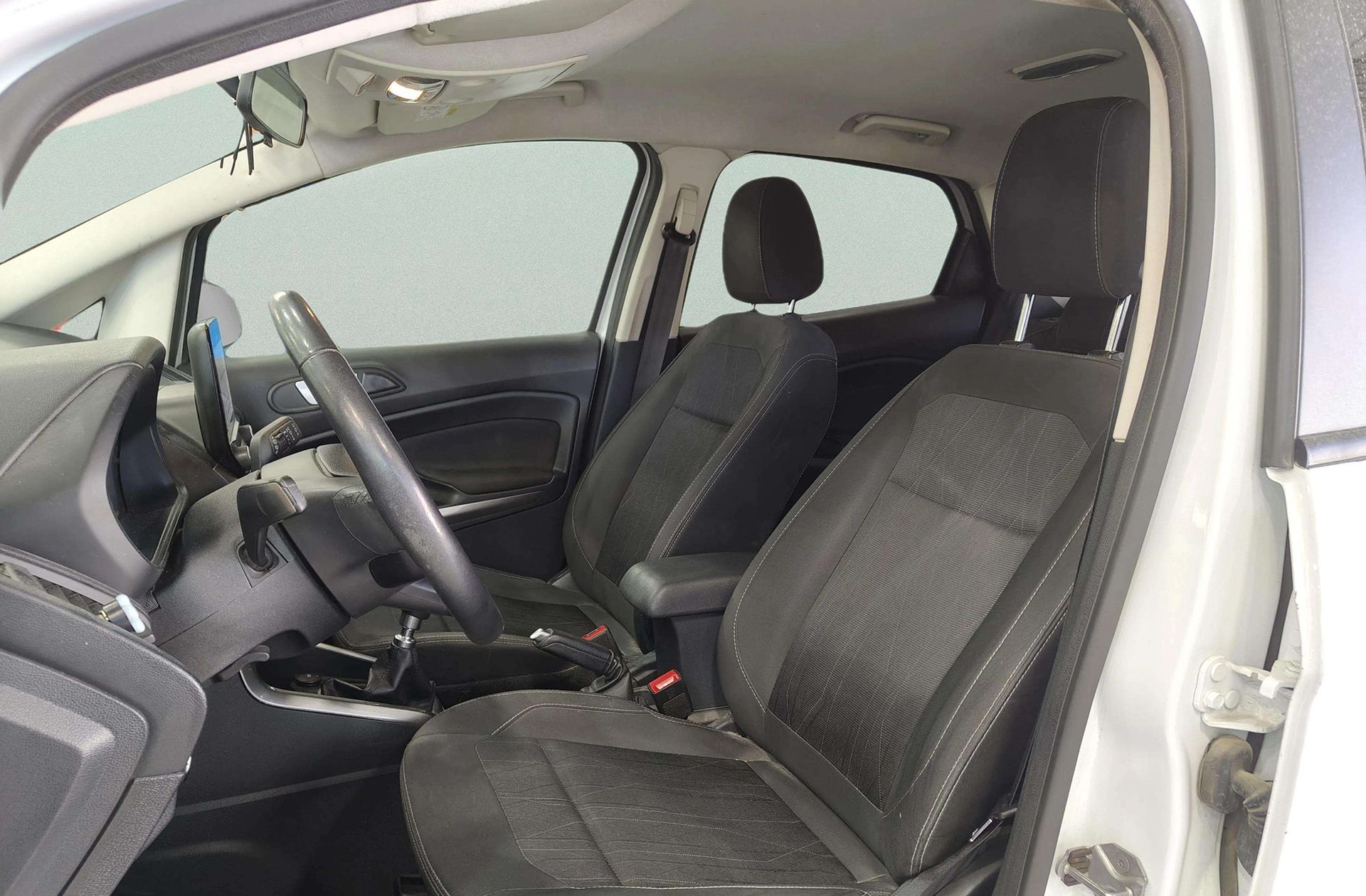 Ford EcoSport 1.0T EcoBoost Trend - foto 10