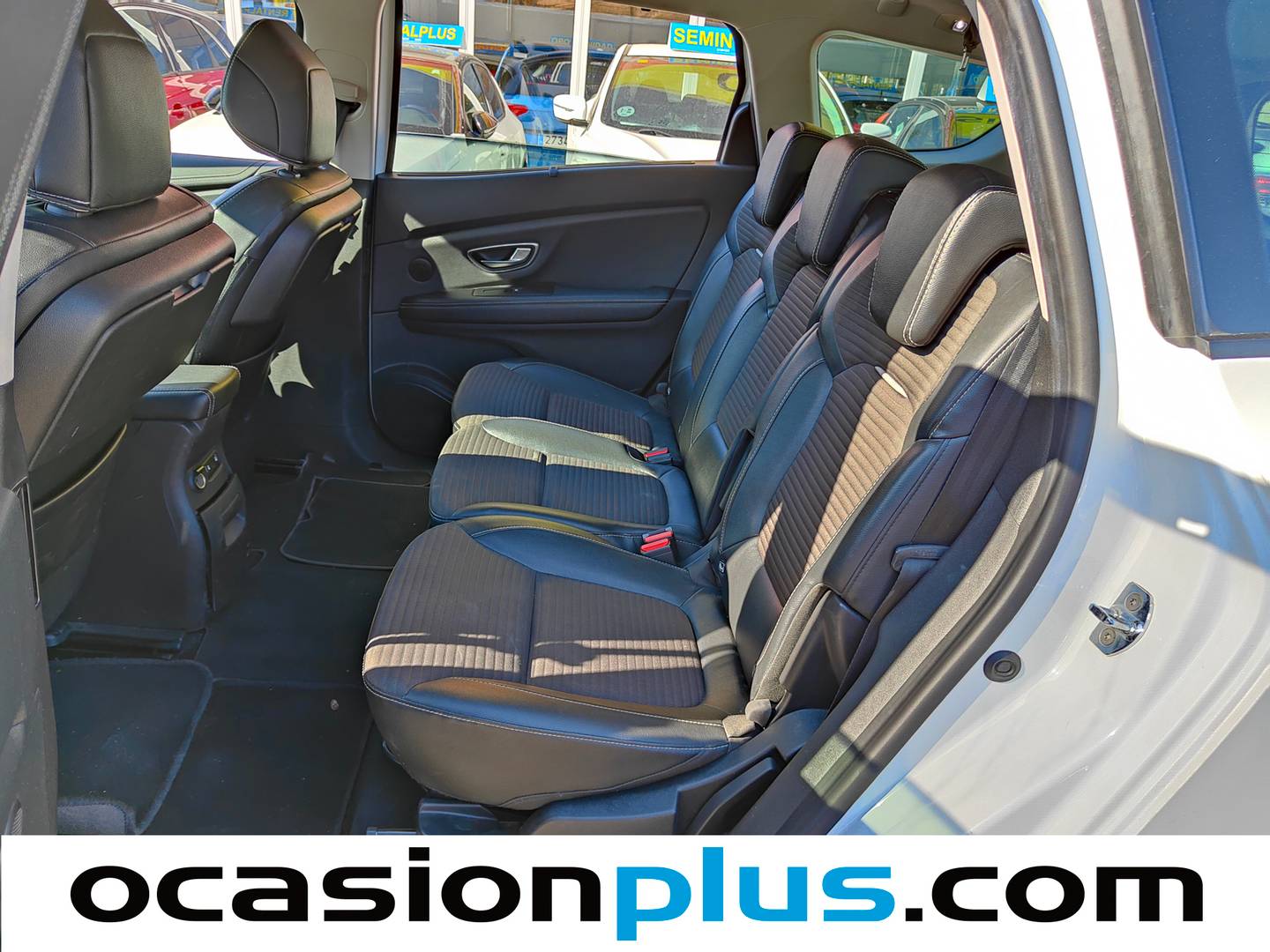 Foto Renault Grand Scénic Renault Grand Scenic Zen TCe (140 CV) GPF 7 Plazas