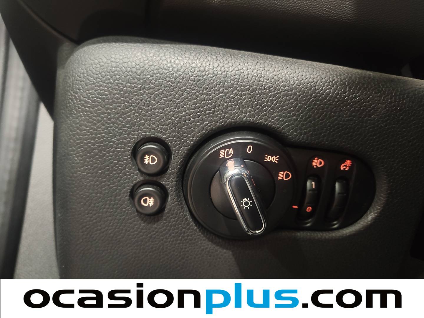 Extras y acabados del Mini MINI Mini MINI Cooper 5 Puertas (136 CV)