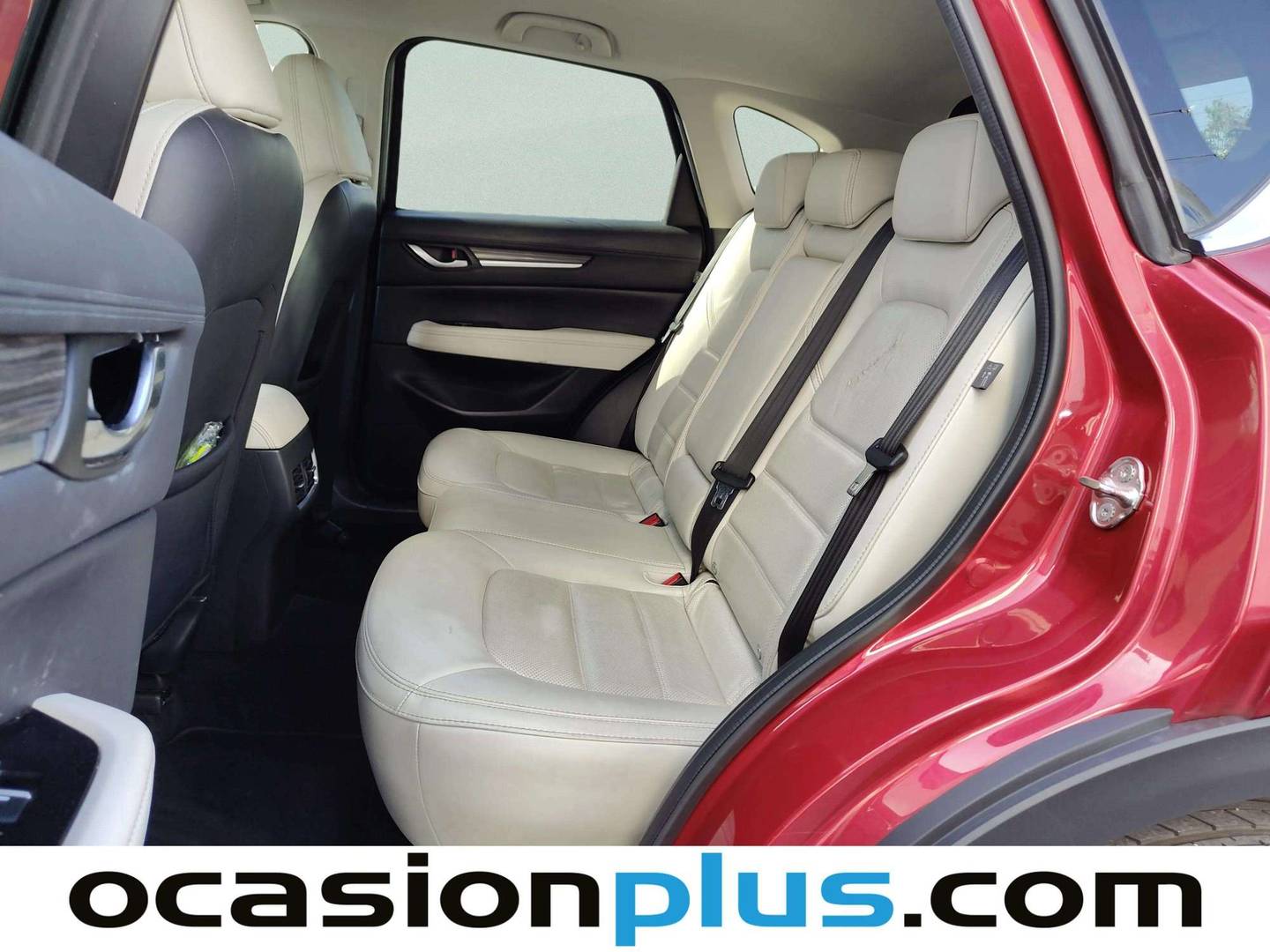 Foto asientos traseros Mazda CX-5 Mazda CX-5 2.0 G Zenith White 2WD AT (165 CV)