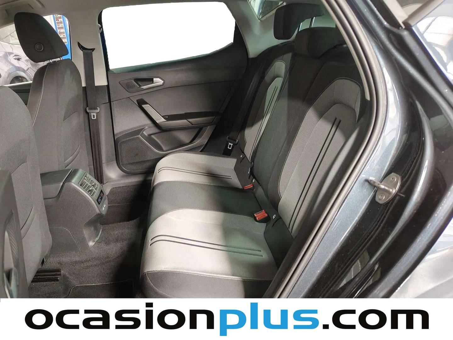 Foto asientos traseros Seat León SEAT León 1.5 TSI S&S Style Launch Pack con Navegador (130 CV)