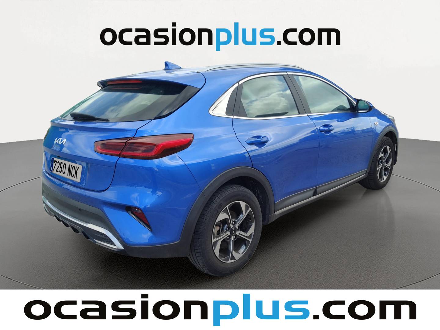 Foto trasera KIA XCeed KIA XCeed 1.0 T-GDi Drive (100 CV) derecha