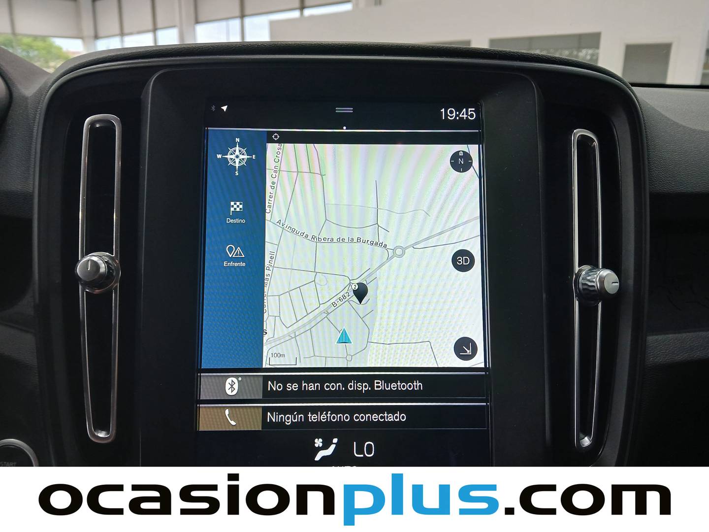 Extras y acabados del Volvo XC40 Volvo XC40 T2 Momentum Core (129 CV)