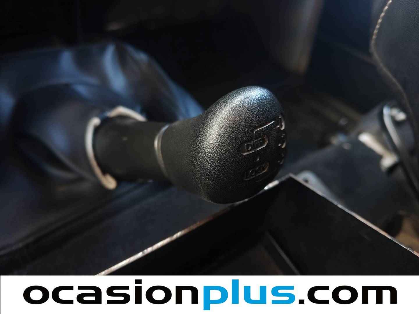 Extras y acabados del Land Rover Defender Land Rover Defender Comercial 90 SW E  (122 CV)