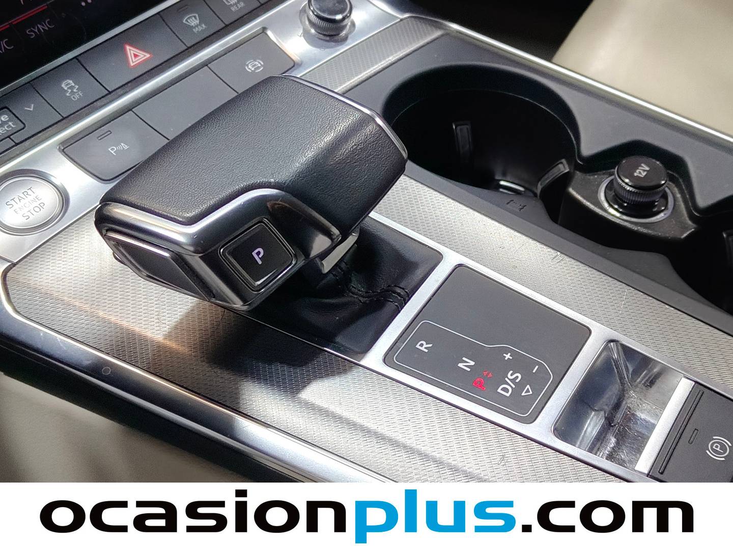 Foto Audi A6 Audi A6 Avant Sport 40 TDI (204 CV) S tronic Pack S-Line