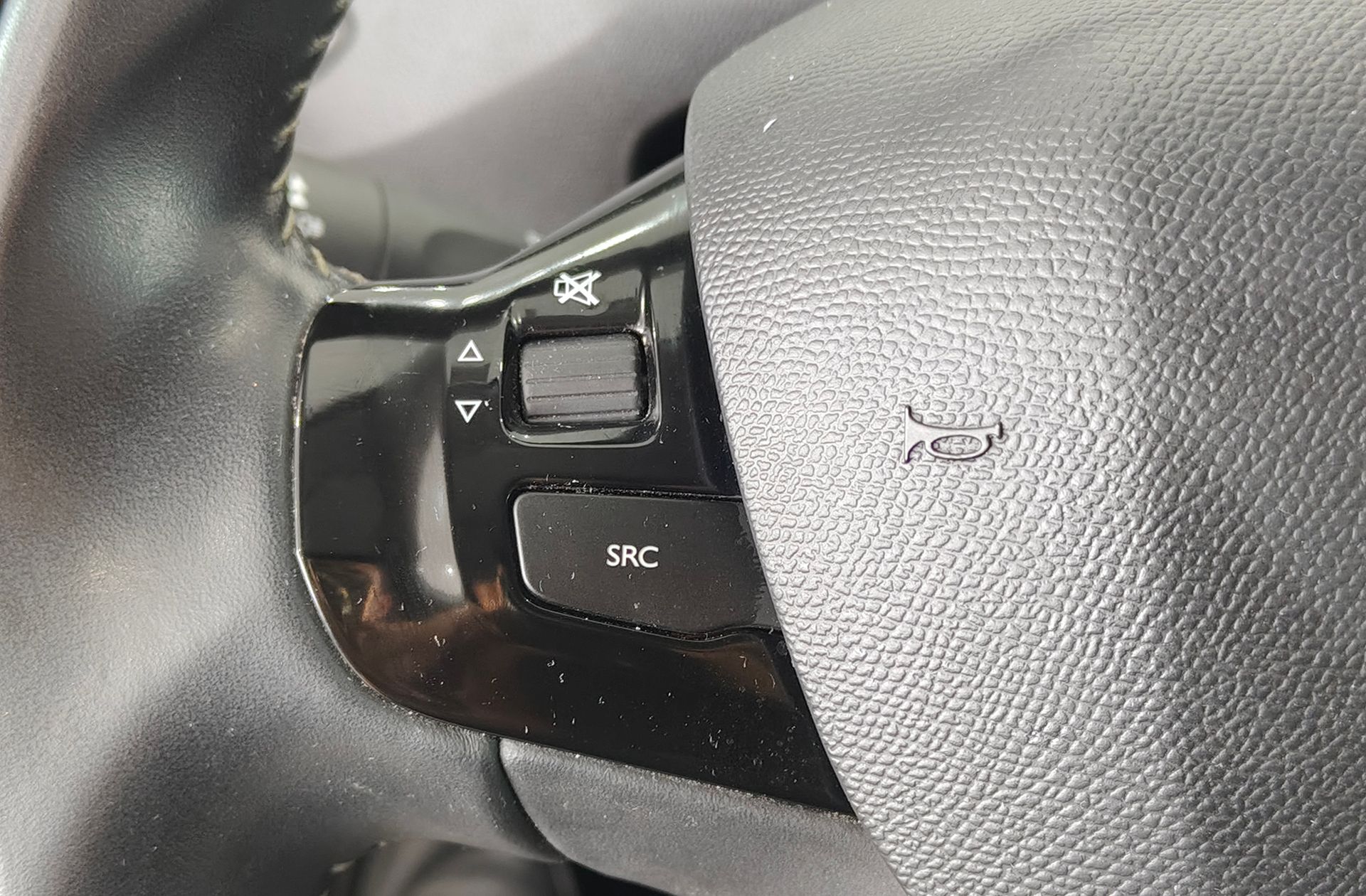 Peugeot 308 PureTech 130 Style - foto 28
