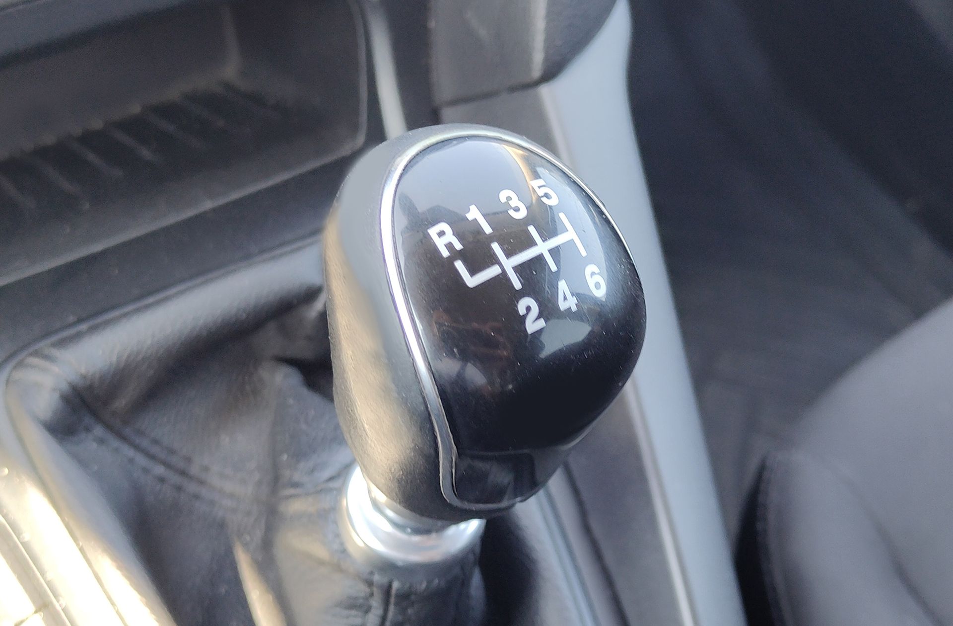 Ford Focus SportBreak 1.0 EcoBoost Business - foto 5