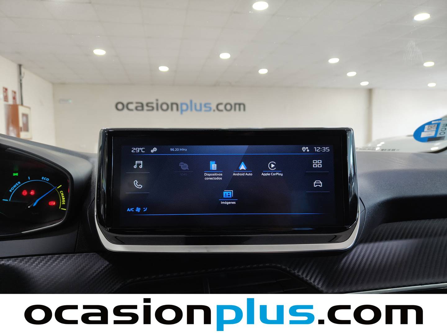 Extras y acabados del Peugeot 208 Peugeot 208 Style Hybrid 110 eDCS6 (110 CV)
