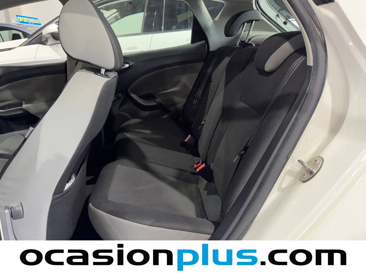 Foto asientos traseros Seat Ibiza Seat Ibiza 1.4 TDI Style Connect (105 CV)